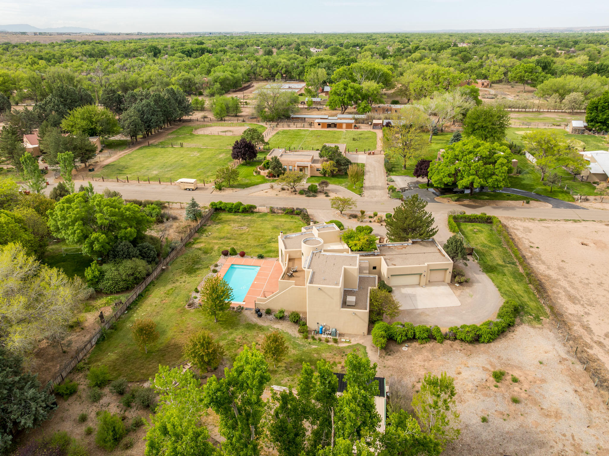 505 Camino De Lucia