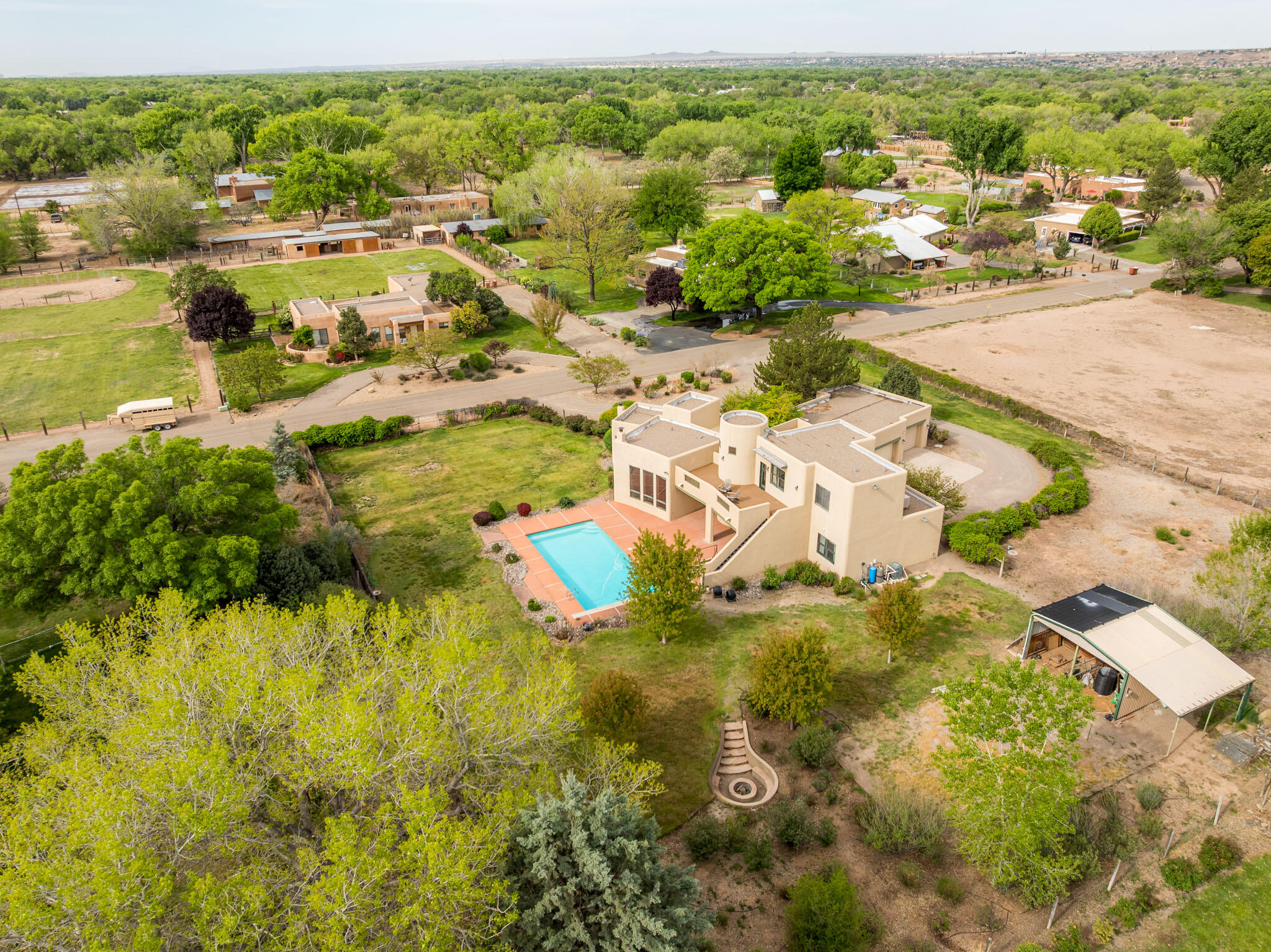 505 Camino De Lucia