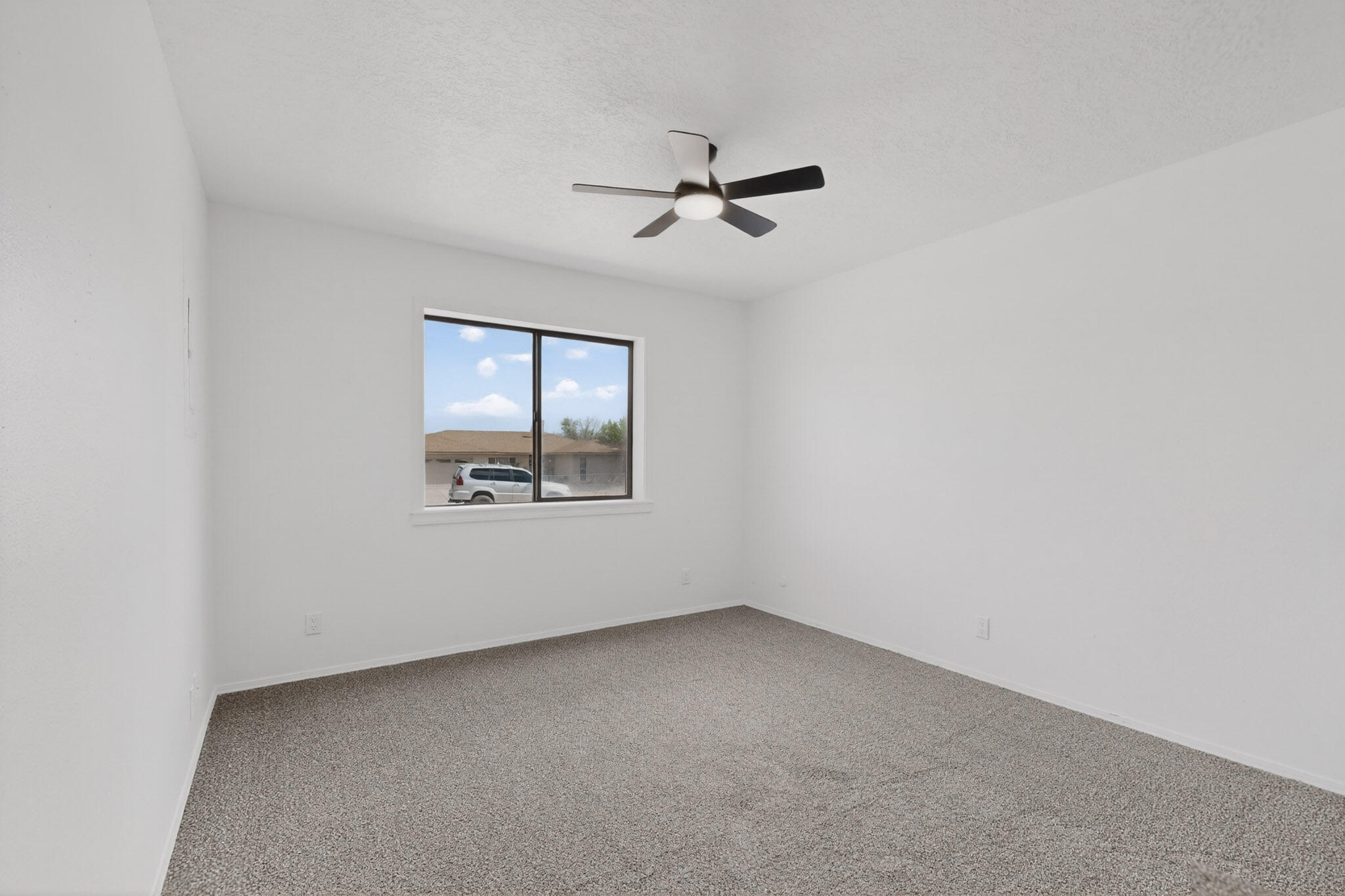 1401 35th Circle SE