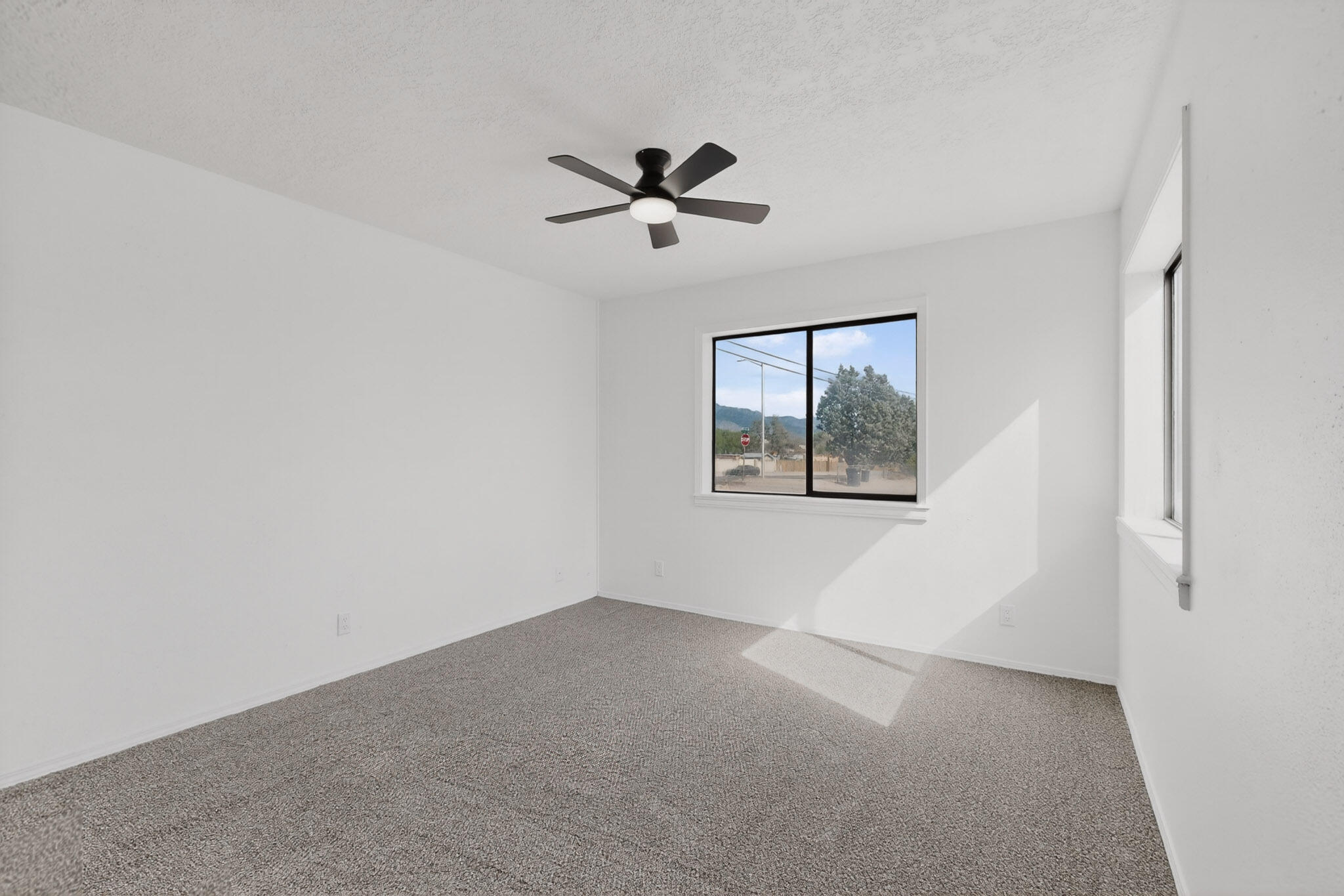 1401 35th Circle SE