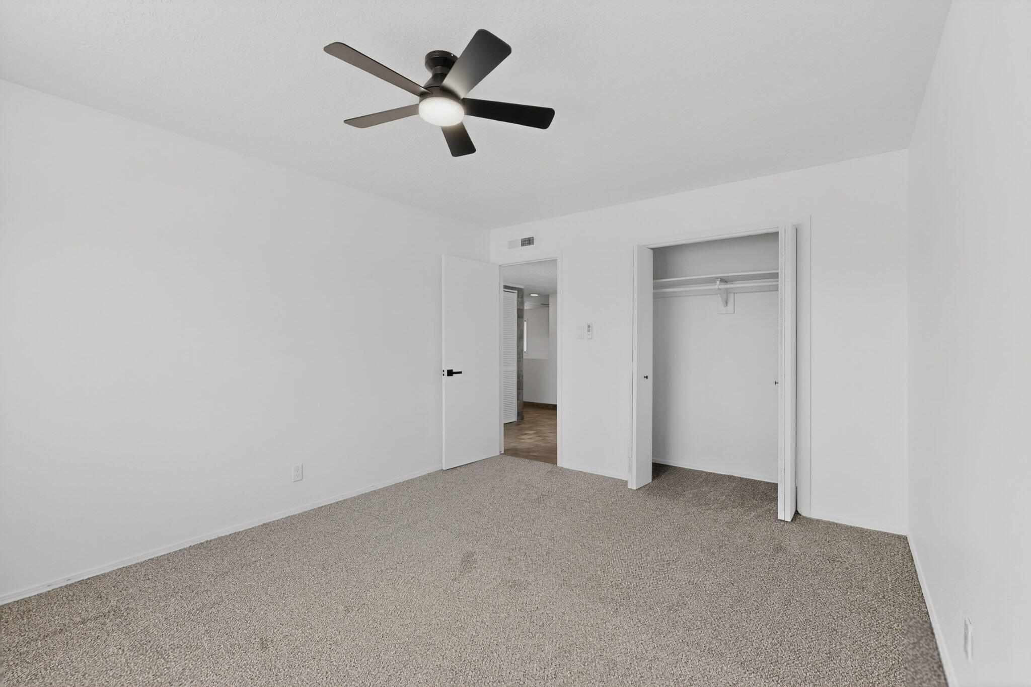 1401 35th Circle SE