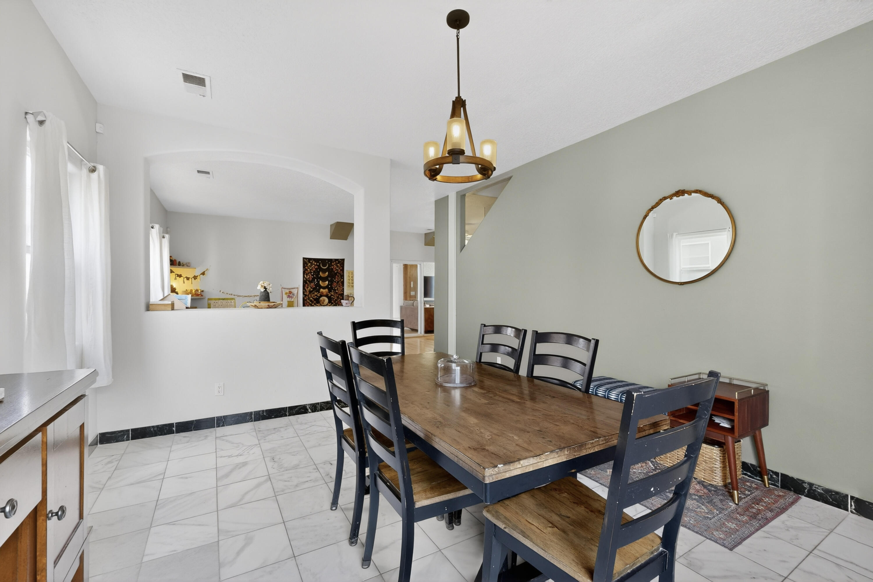 8505 Llano Vista Avenue SW