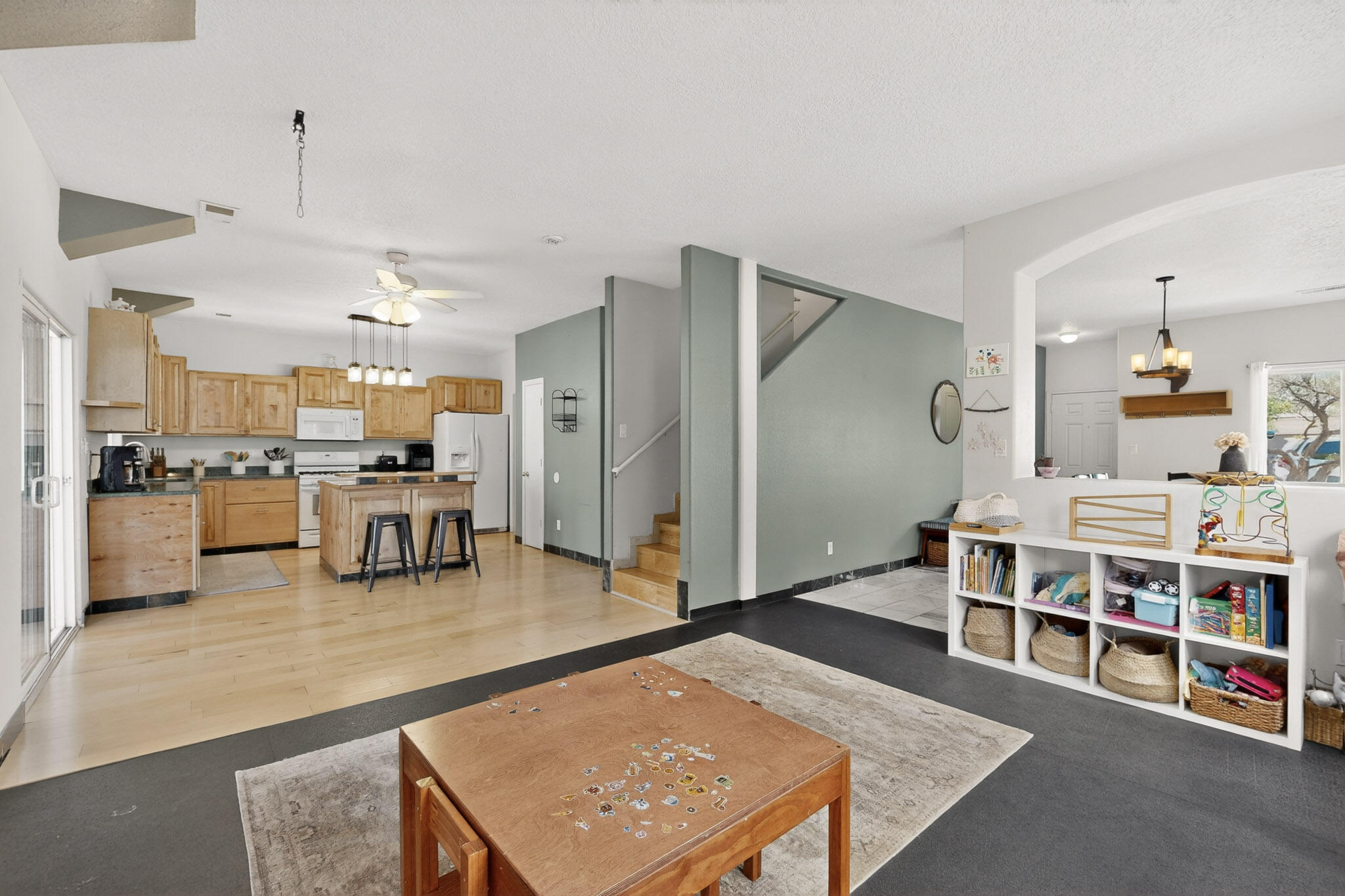 8505 Llano Vista Avenue SW