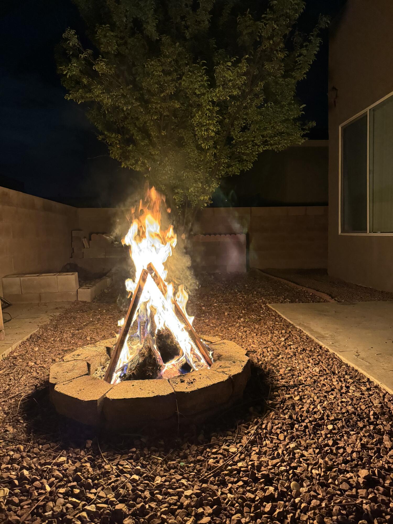 8505 Llano Vista Avenue SW