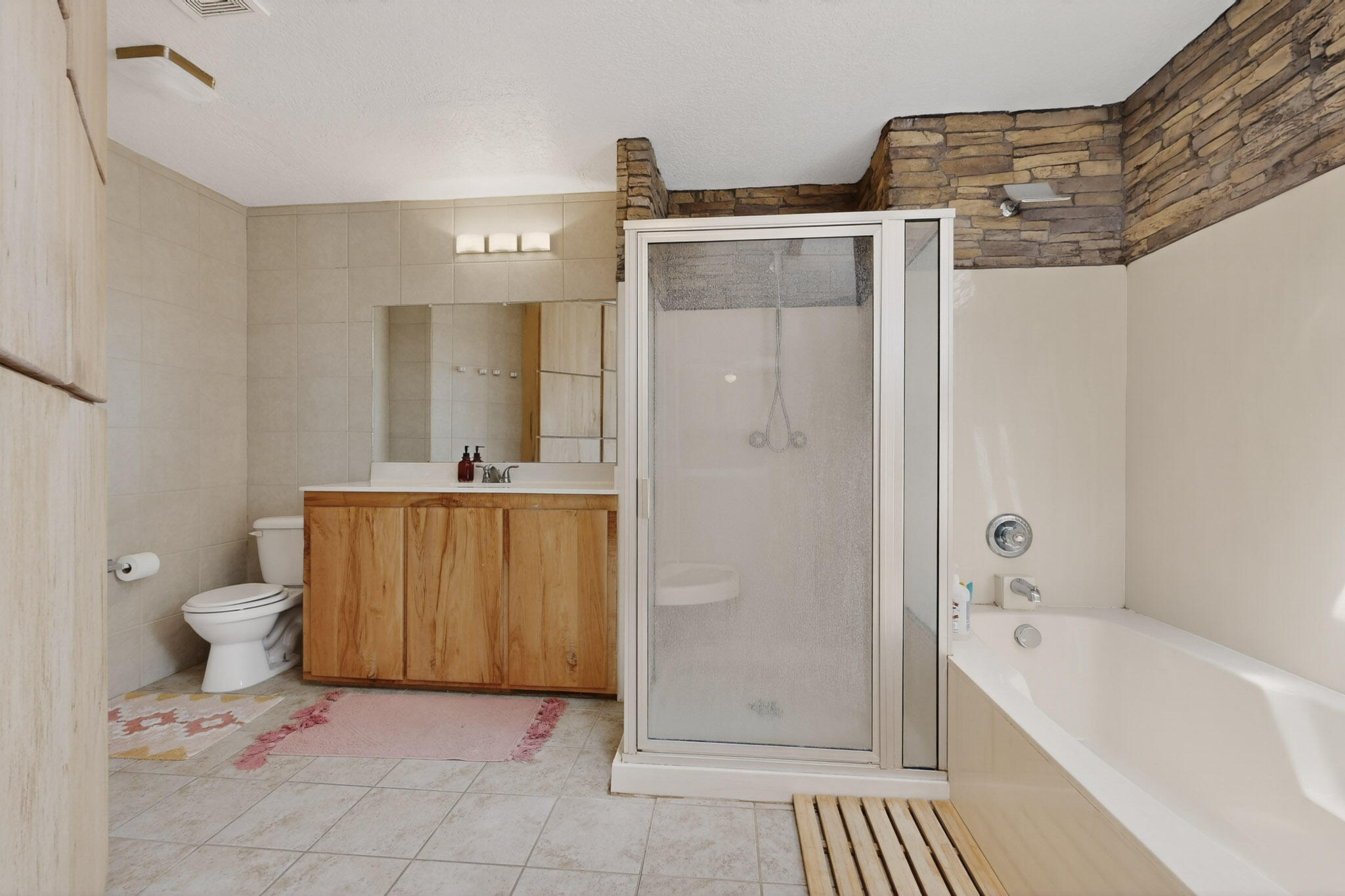 8505 Llano Vista Avenue SW