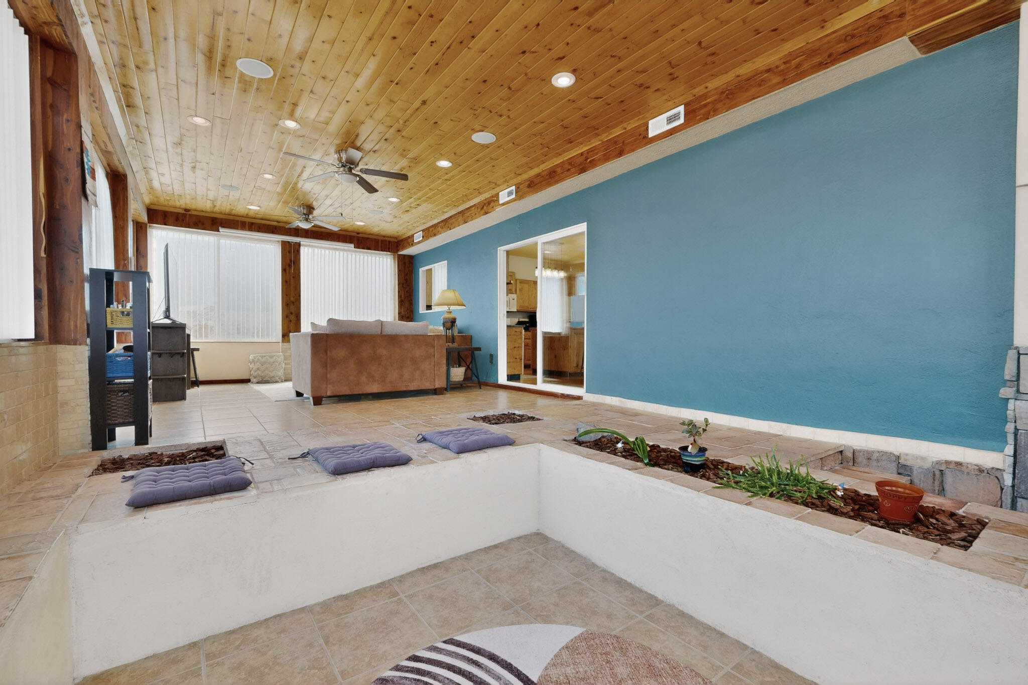 8505 Llano Vista Avenue SW