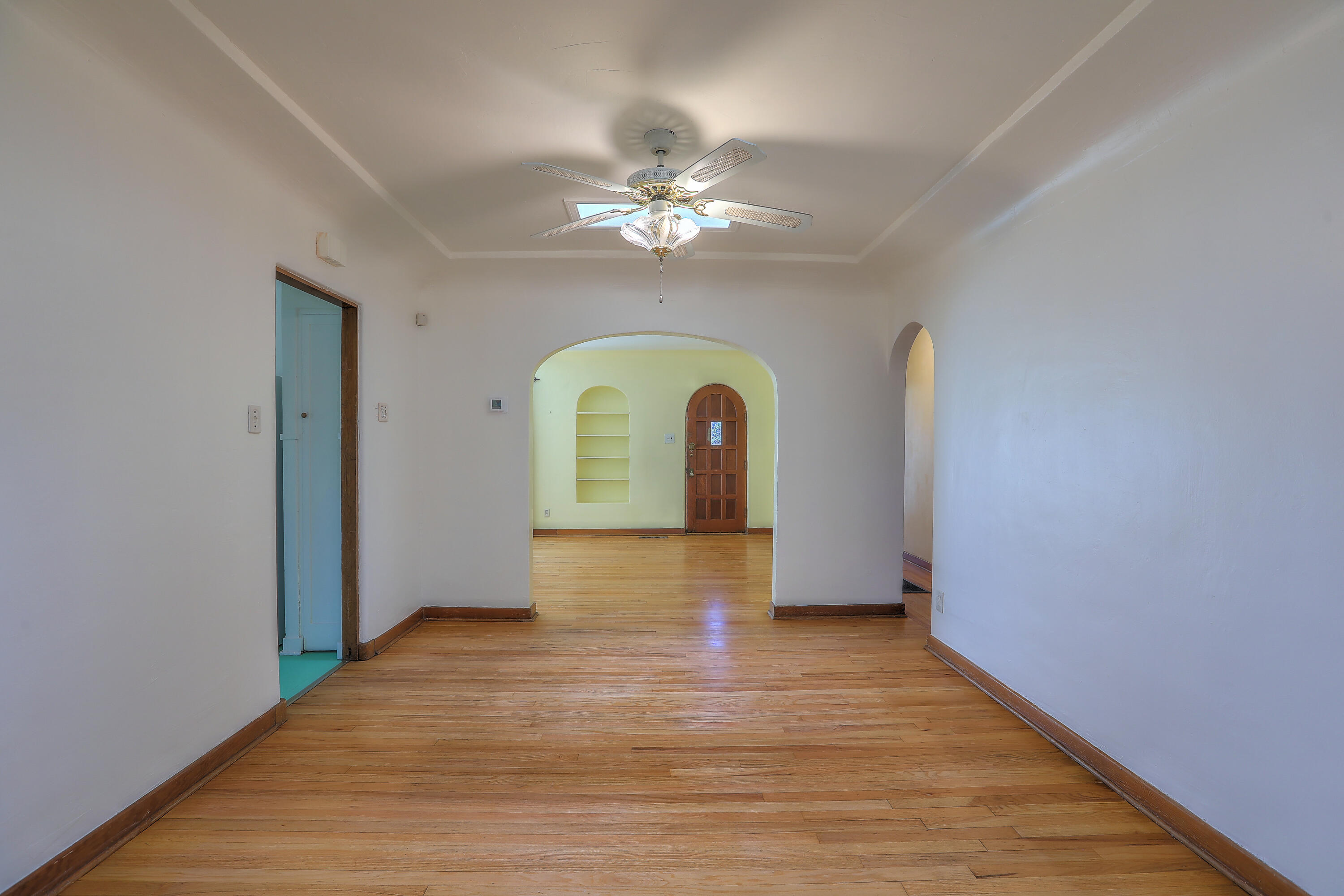 319 Richmond Drive SE