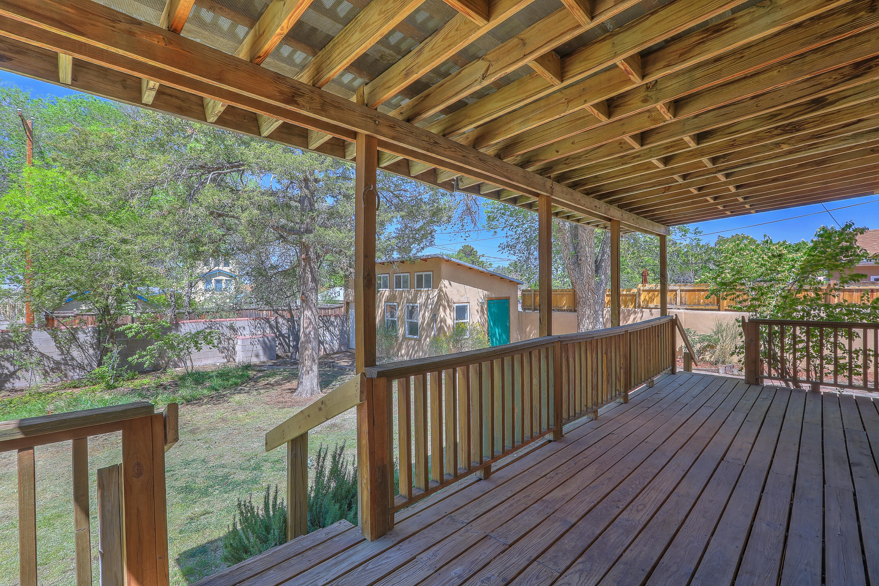 319 Richmond Drive SE