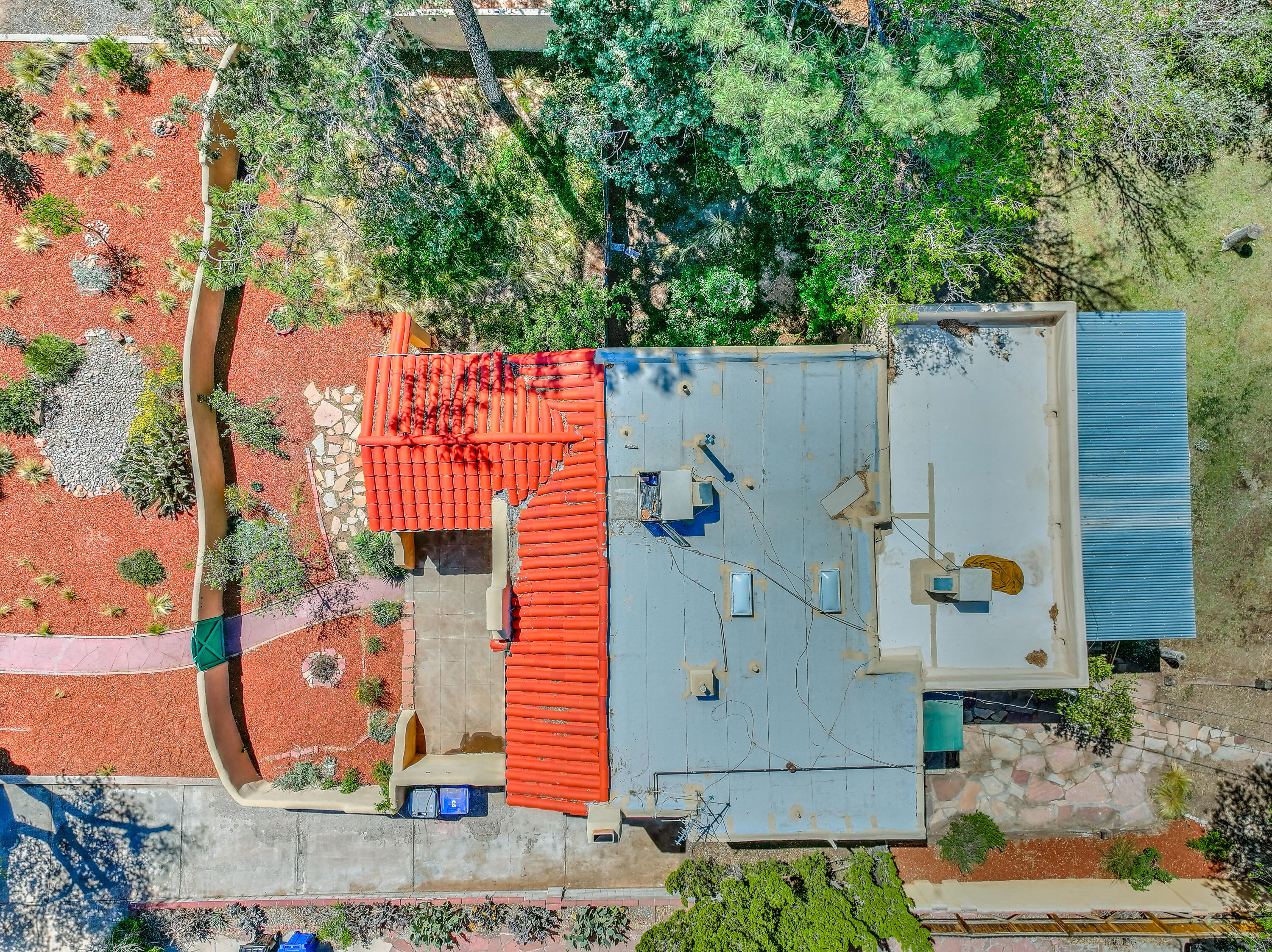 319 Richmond Drive SE