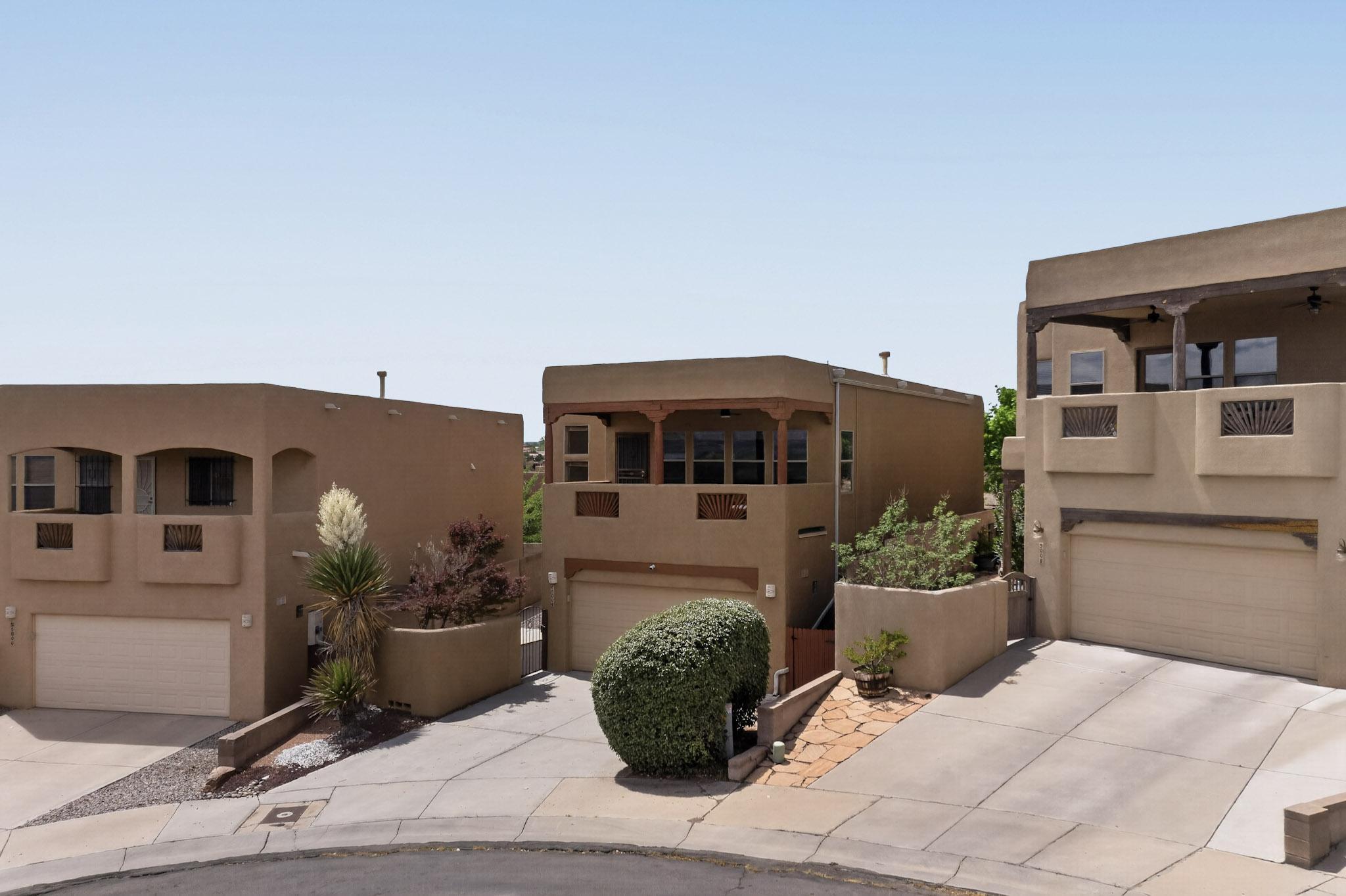 5004 Mirada Court NW