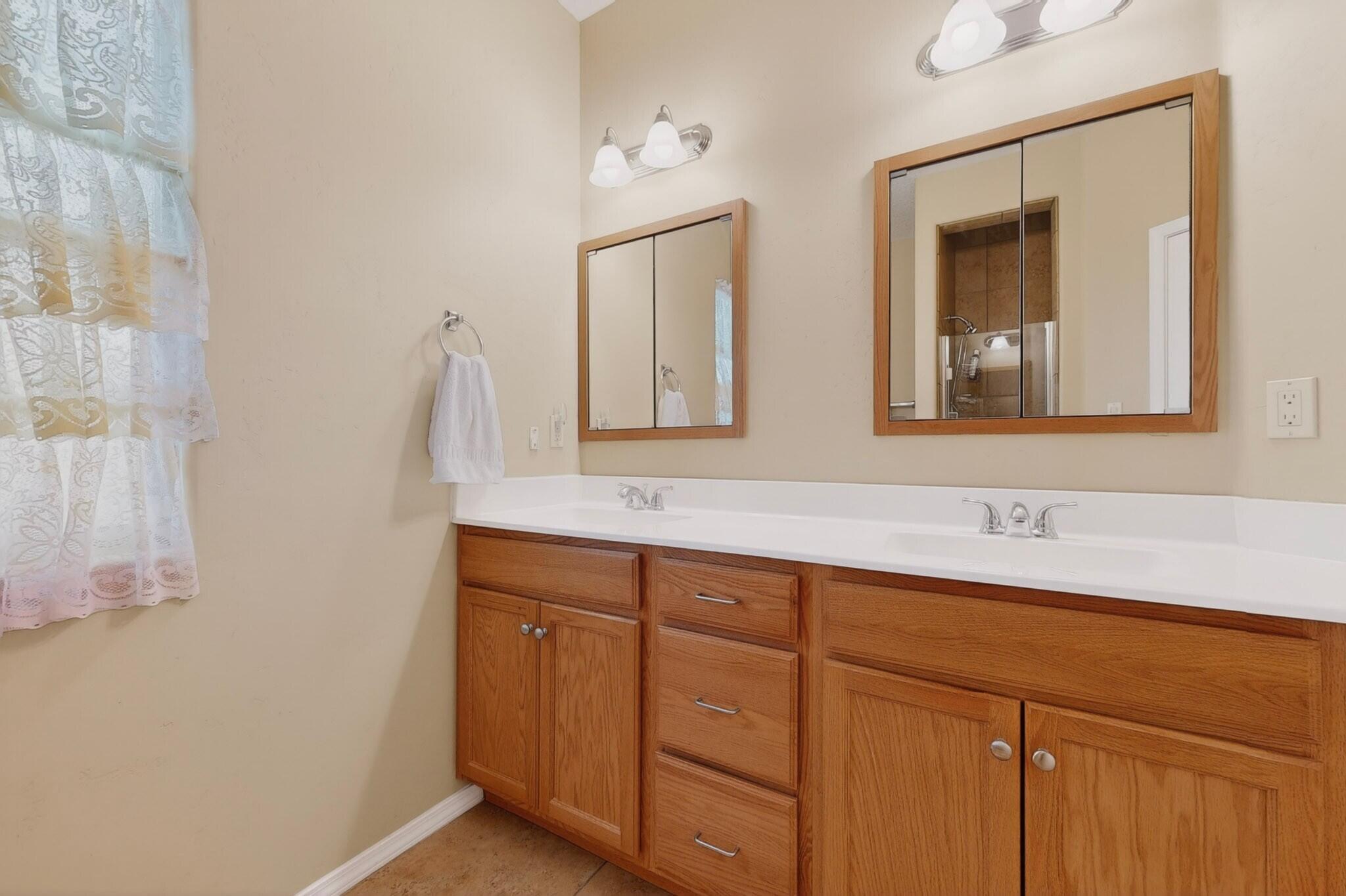 1719 Band Saw Place NW