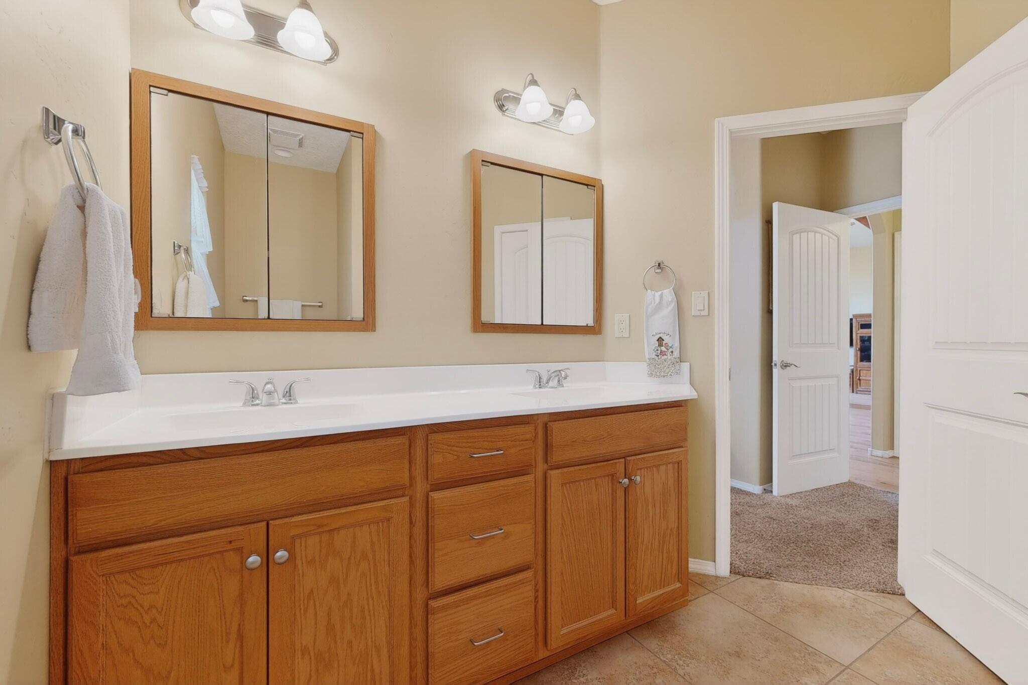 1719 Band Saw Place NW