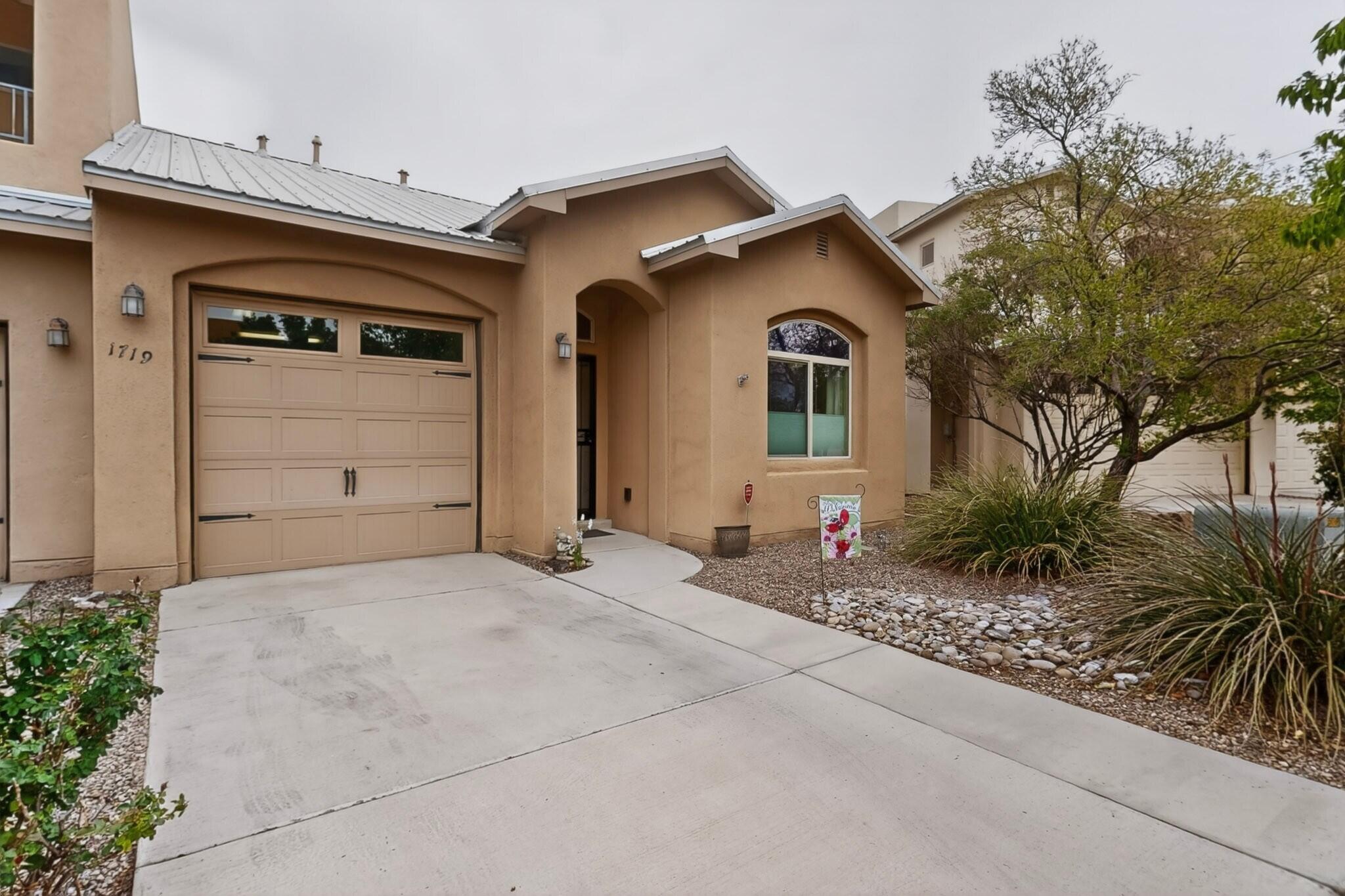 1719 Band Saw Place NW