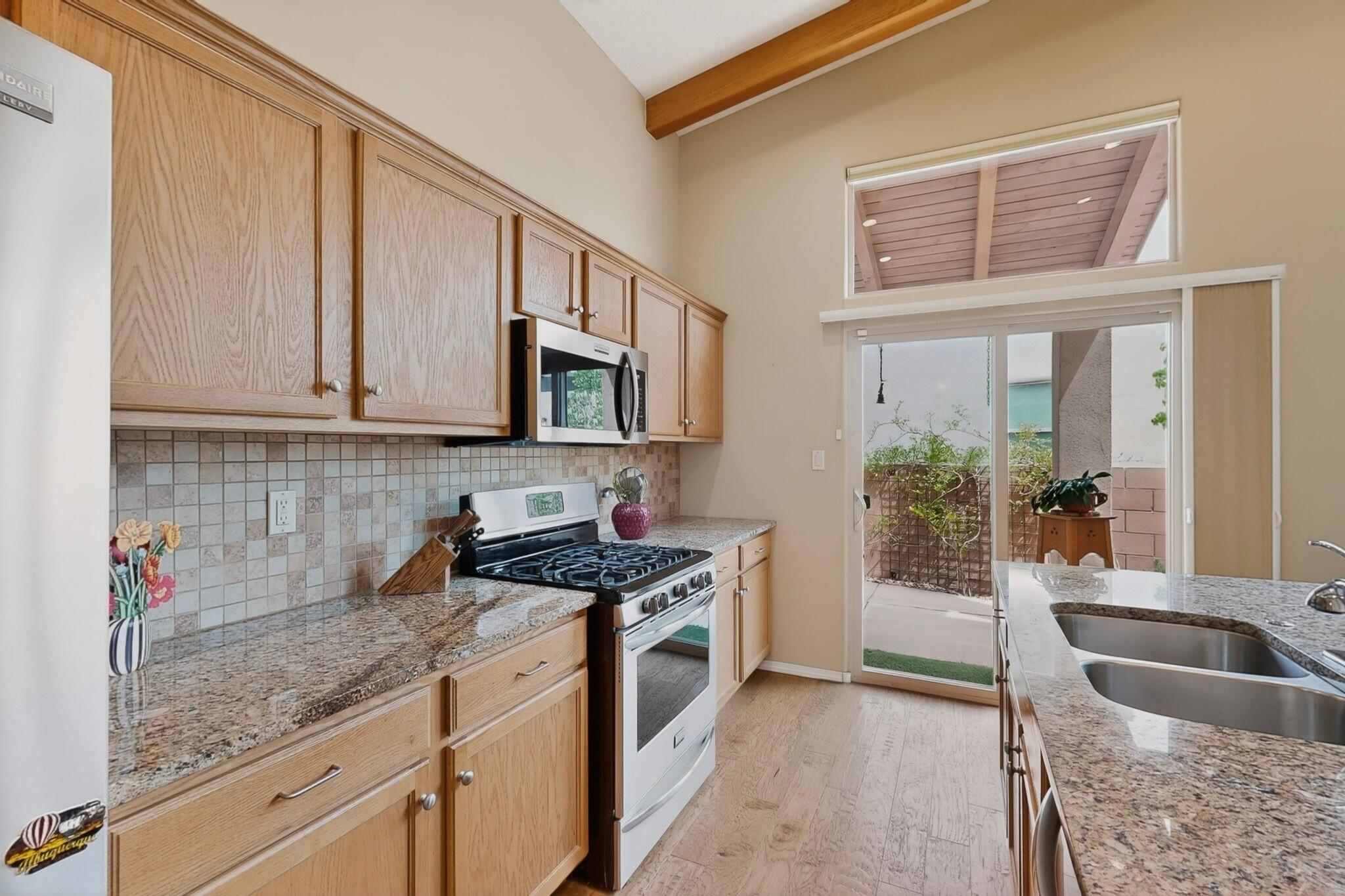 1719 Band Saw Place NW