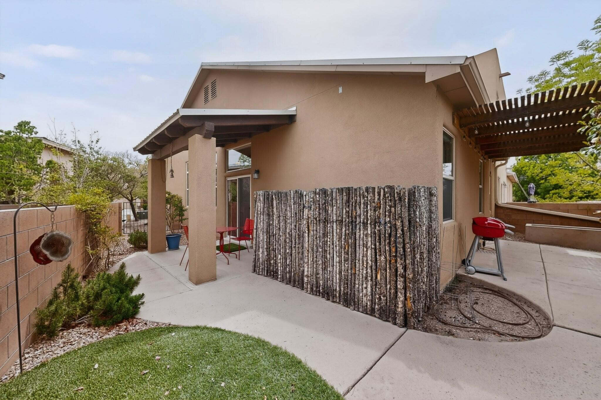 1719 Band Saw Place NW