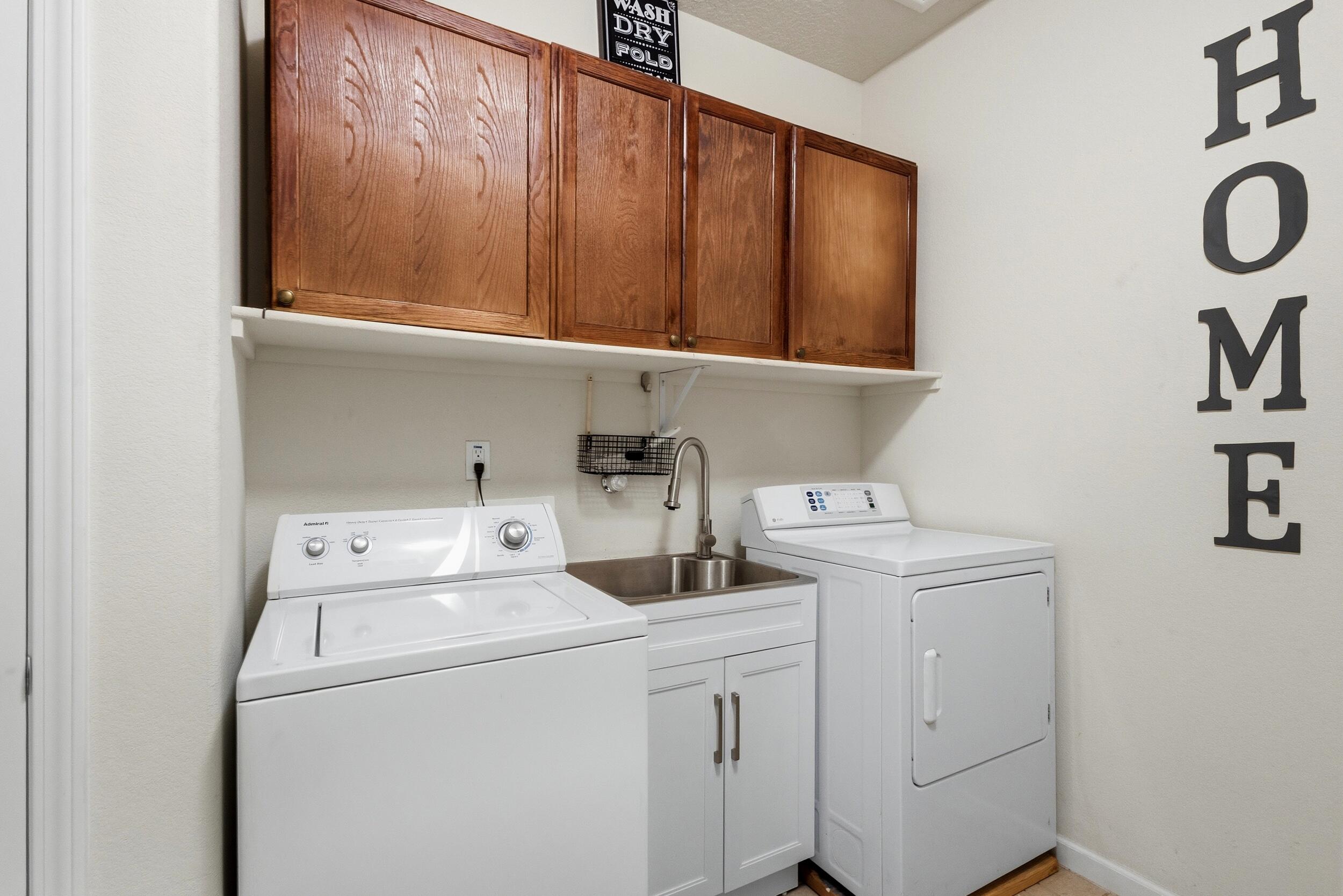 5048 Calle Espana NW