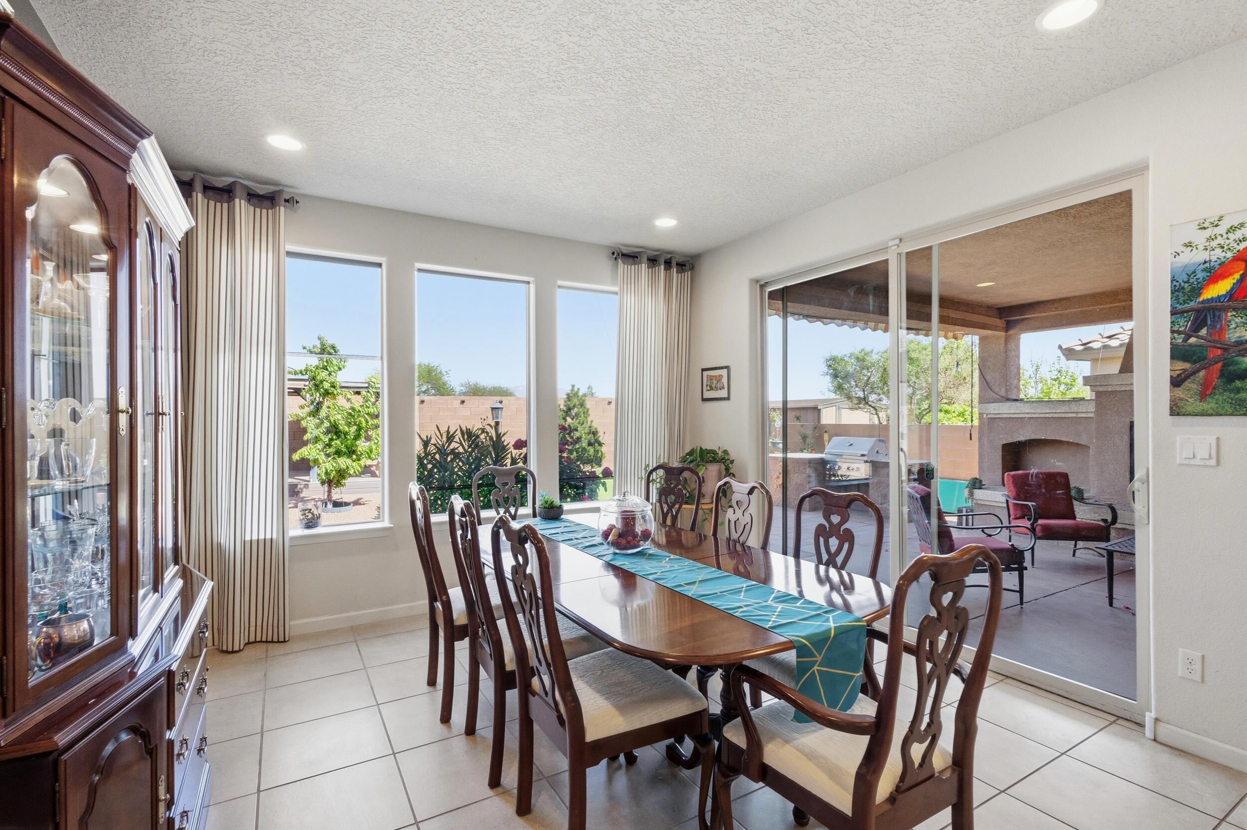 5048 Calle Espana NW