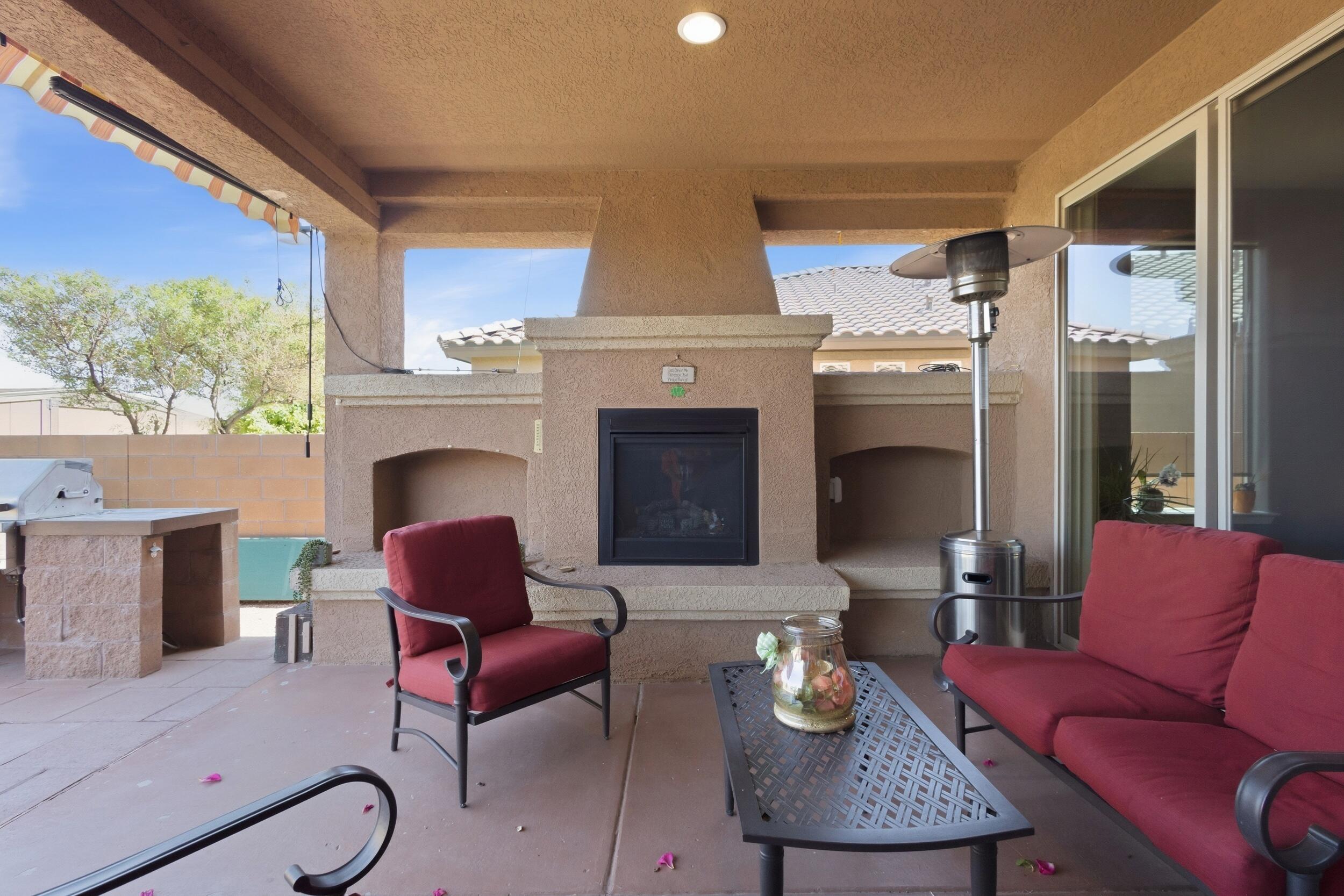 5048 Calle Espana NW