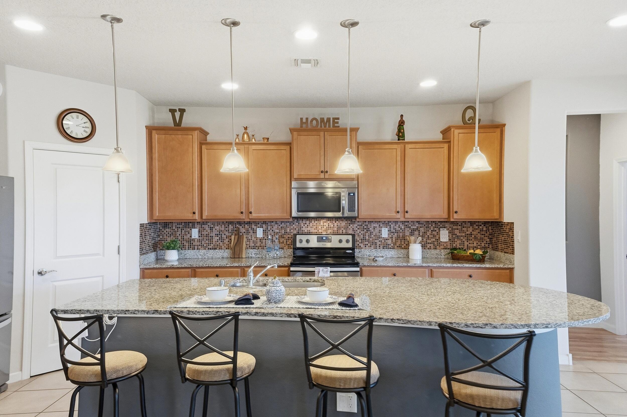 5048 Calle Espana NW