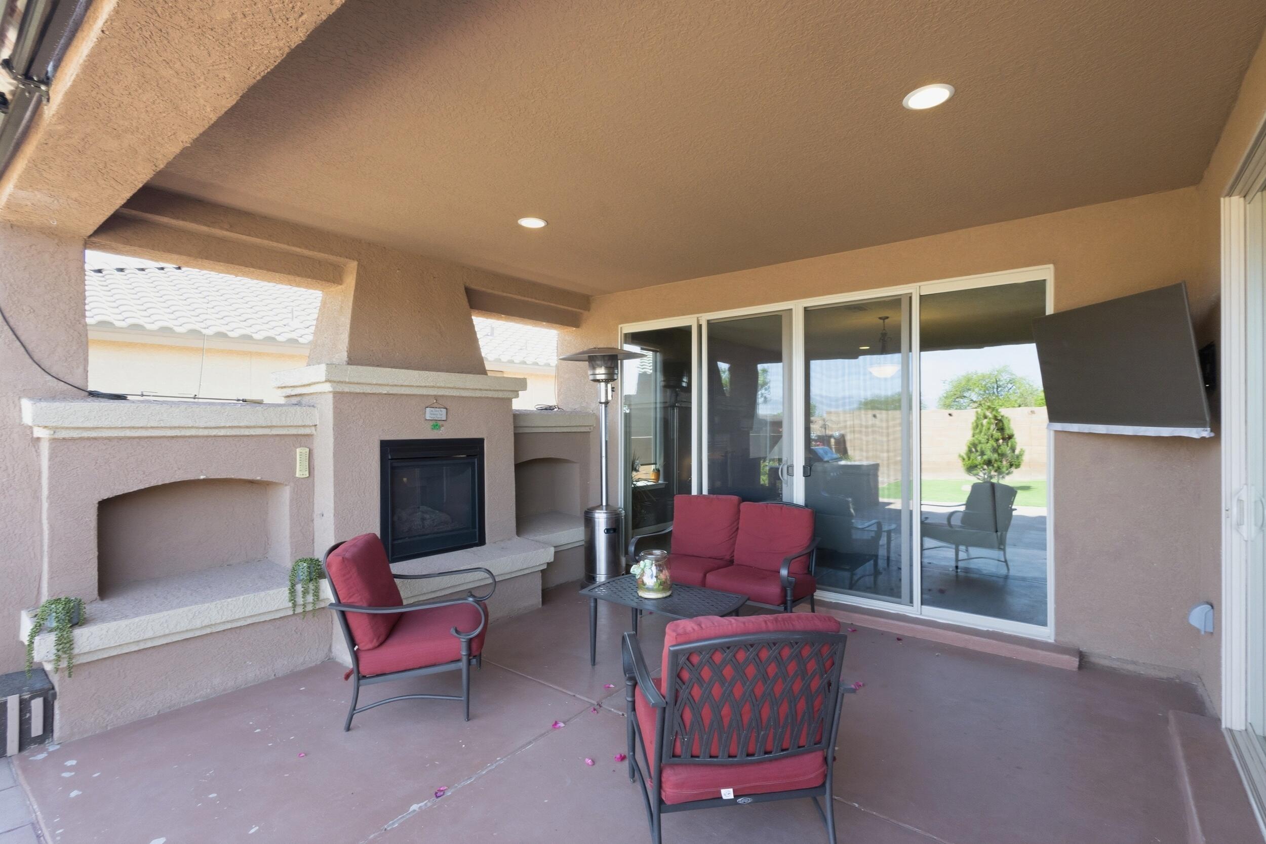 5048 Calle Espana NW