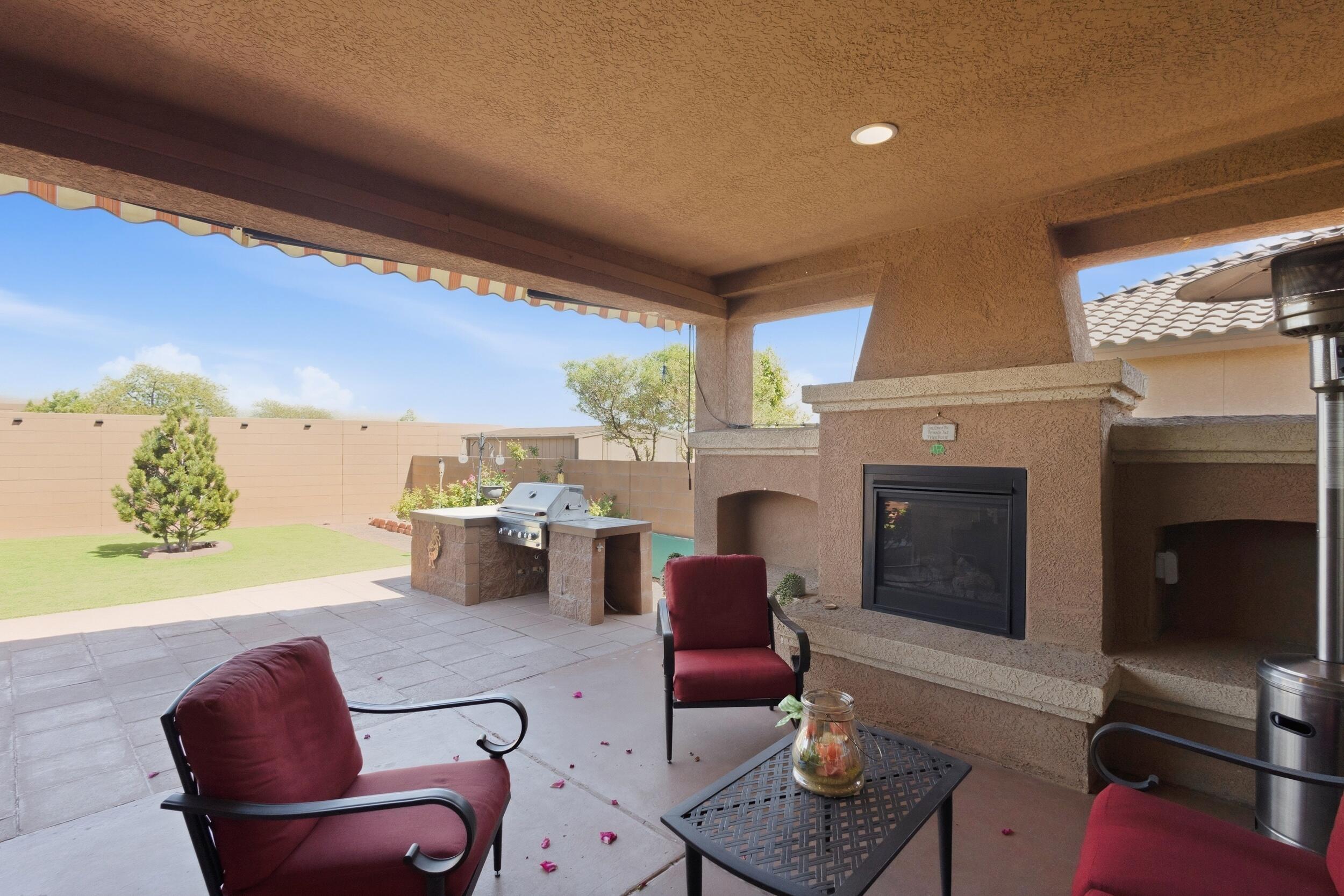 5048 Calle Espana NW