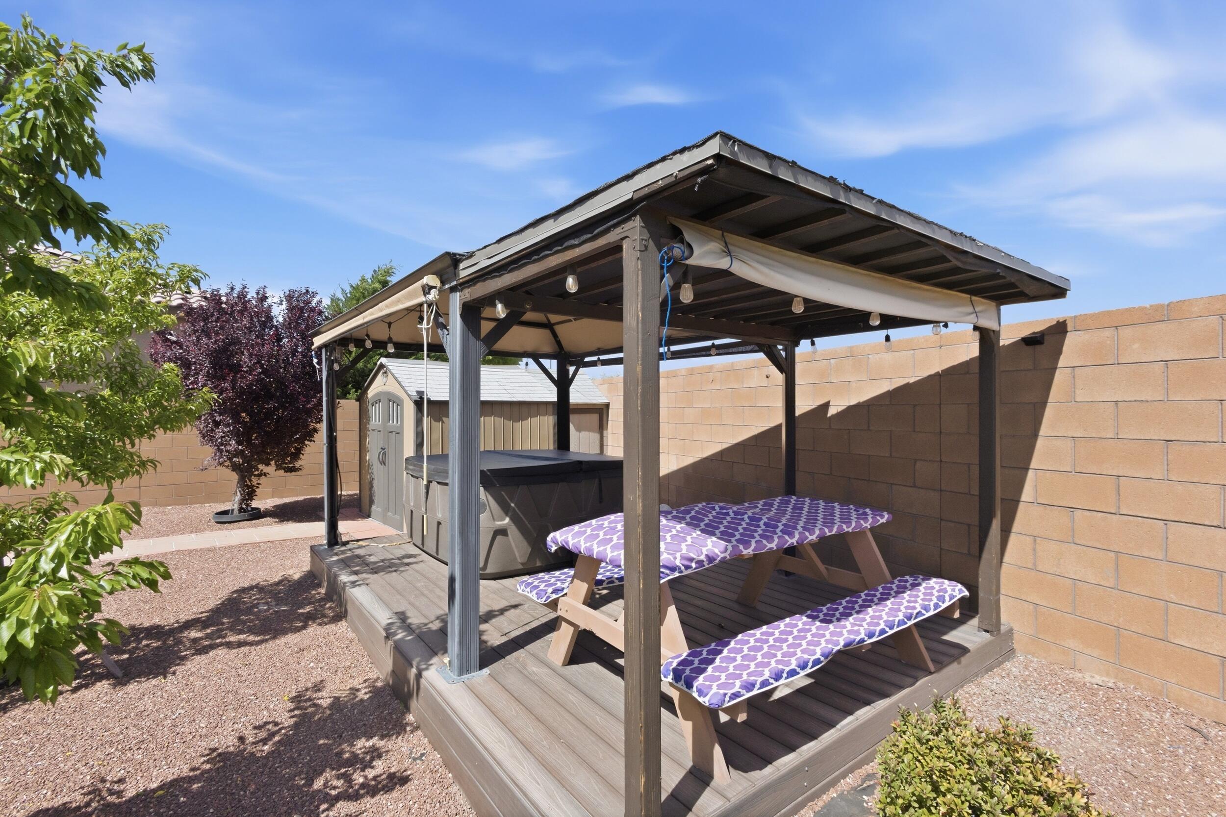 5048 Calle Espana NW