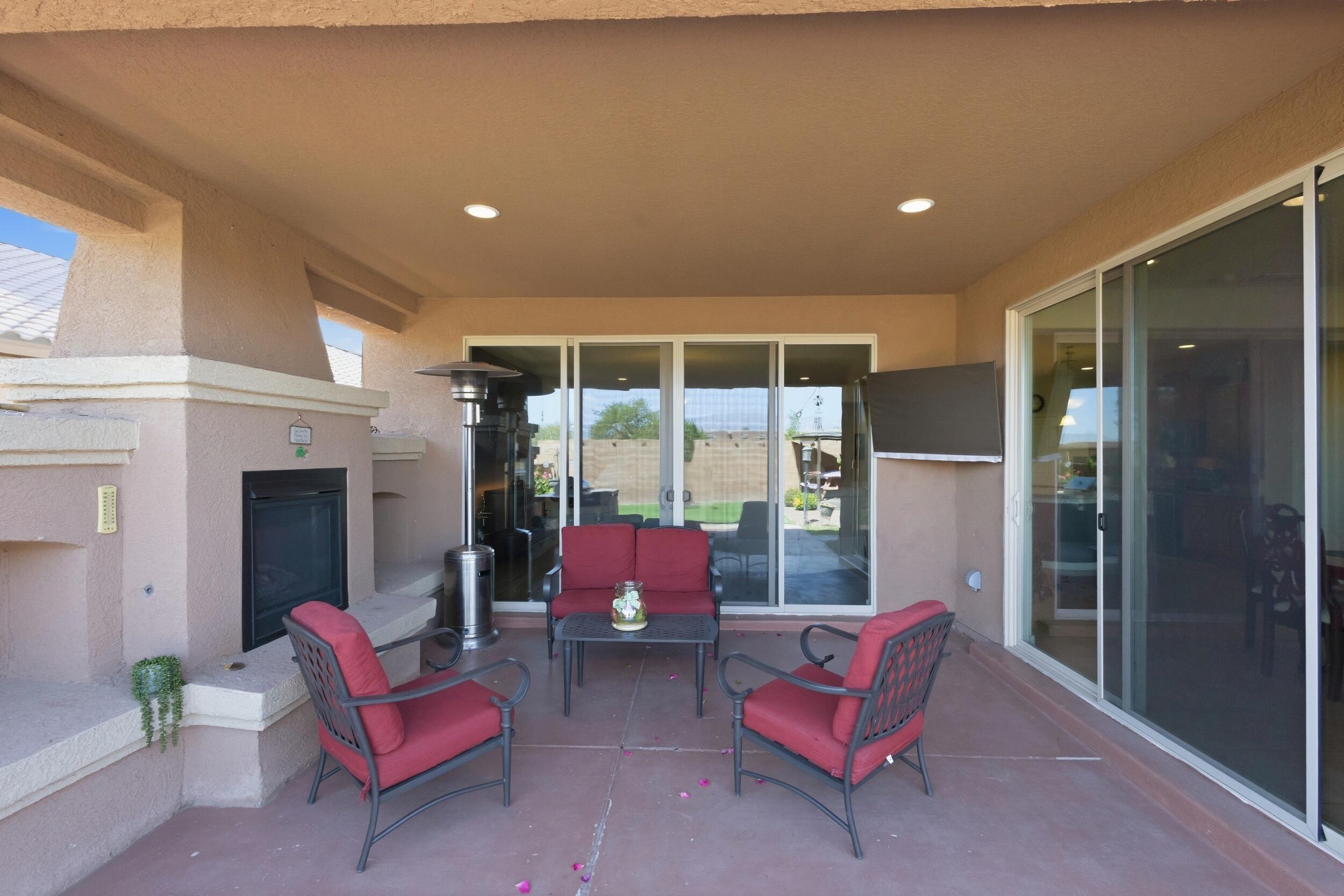 5048 Calle Espana NW