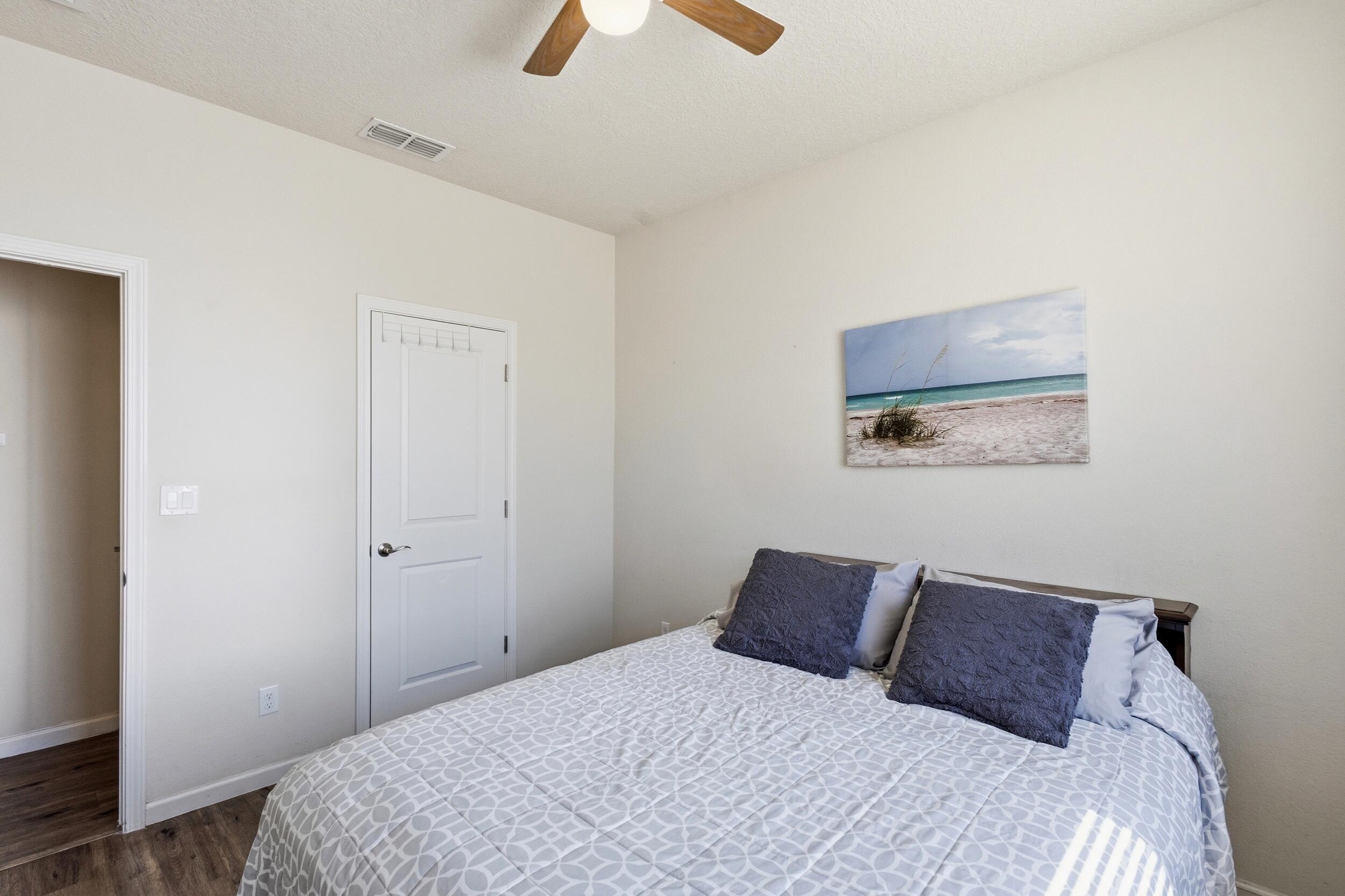 5048 Calle Espana NW