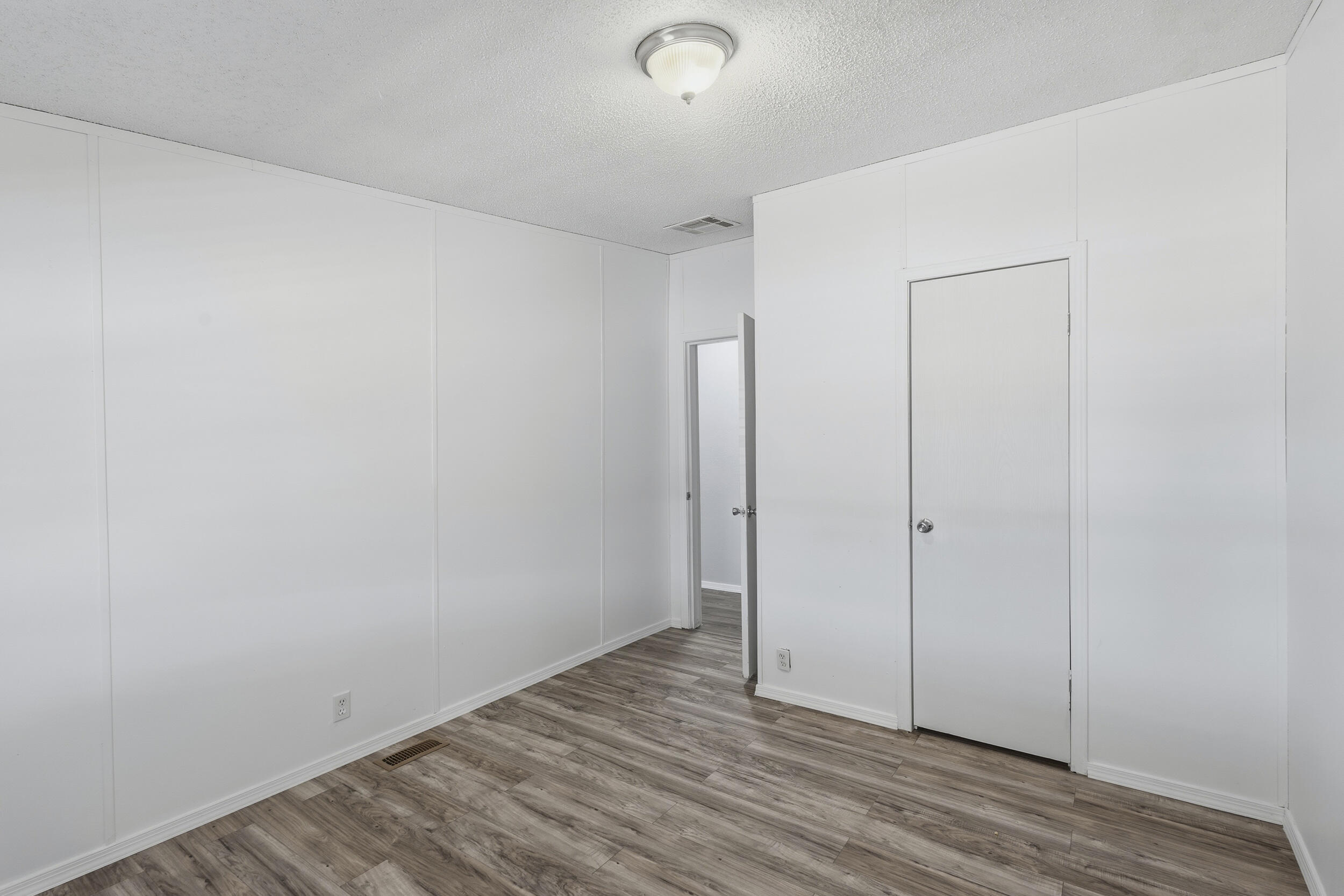 19 Saint Thomas Avenue