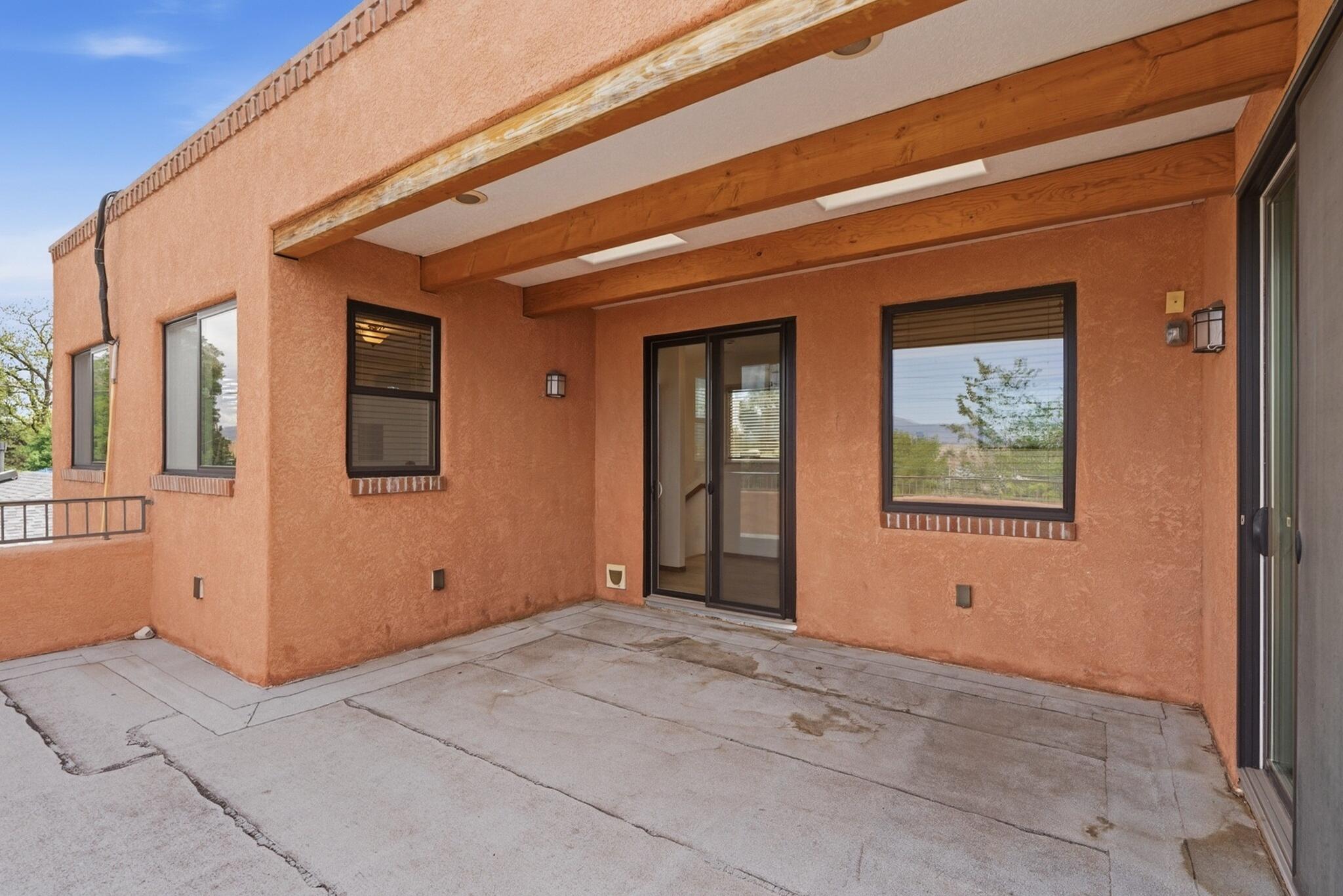 1405 Sigma Chi Road NE