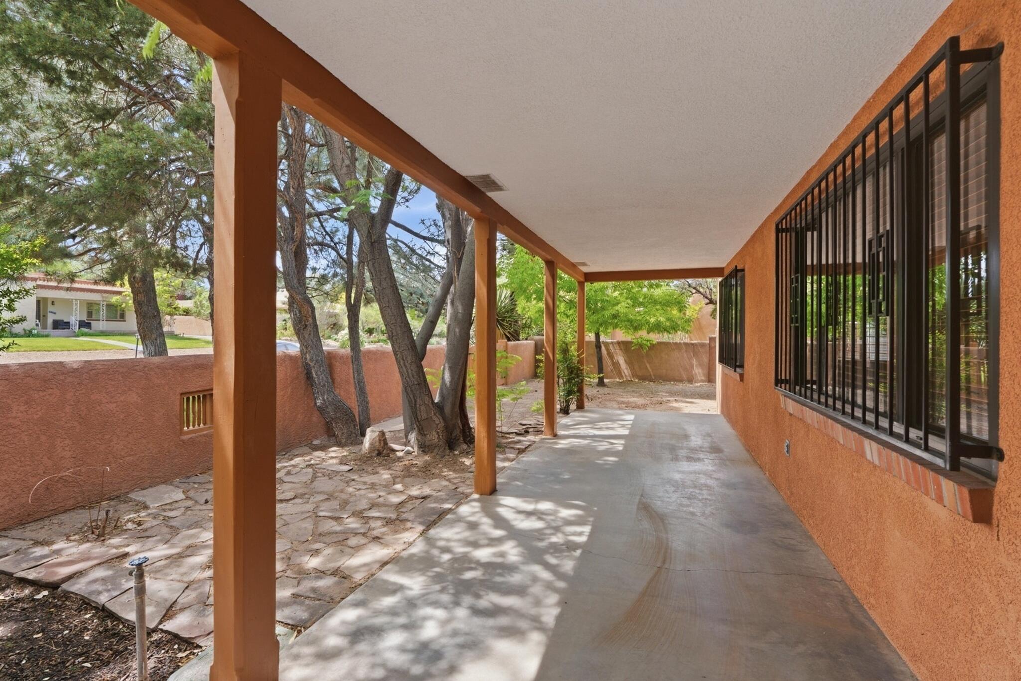 1405 Sigma Chi Road NE