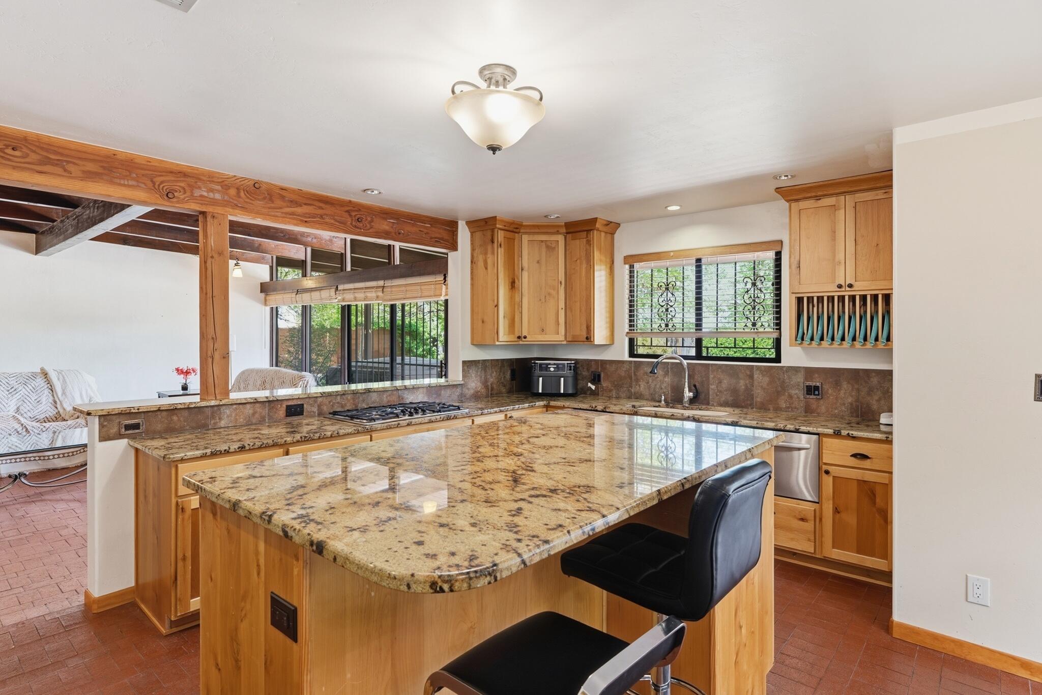 1405 Sigma Chi Road NE