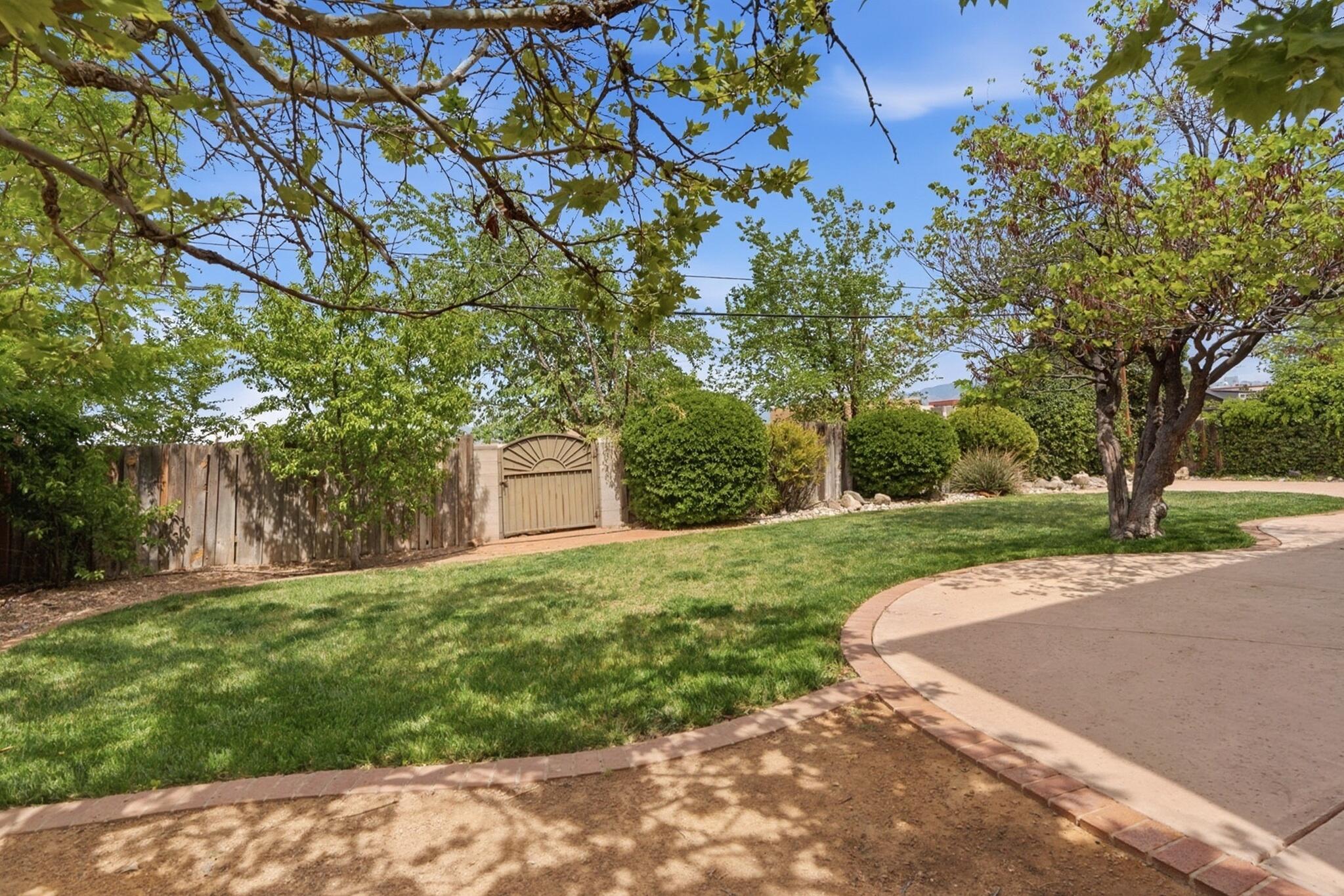 1405 Sigma Chi Road NE