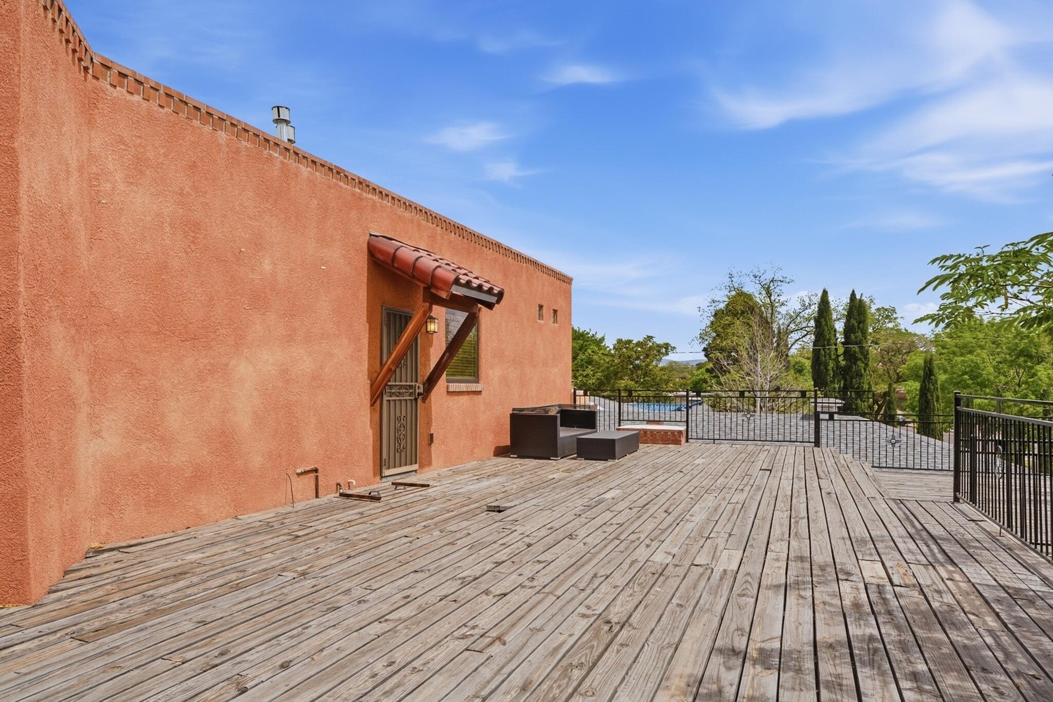 1405 Sigma Chi Road NE