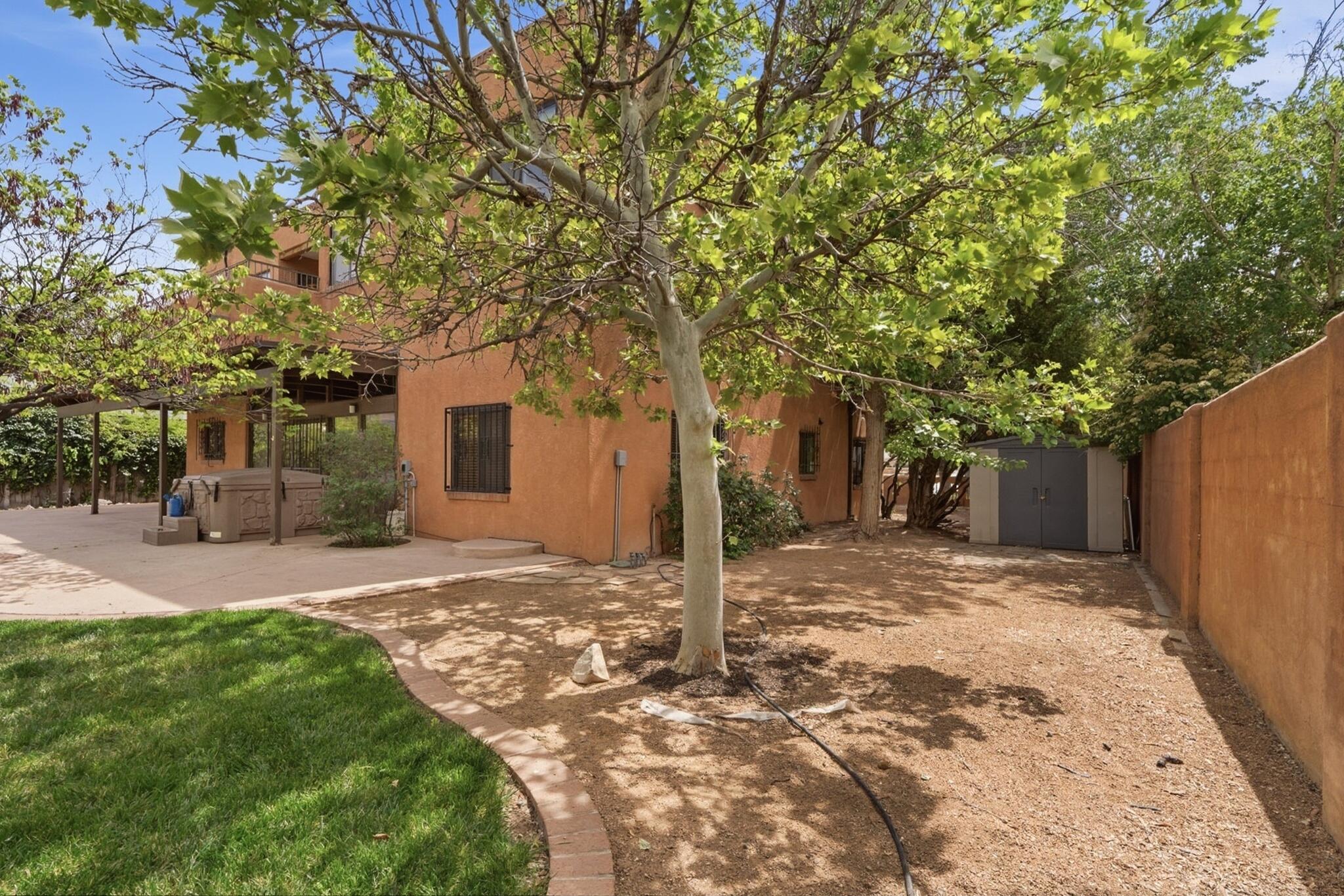 1405 Sigma Chi Road NE