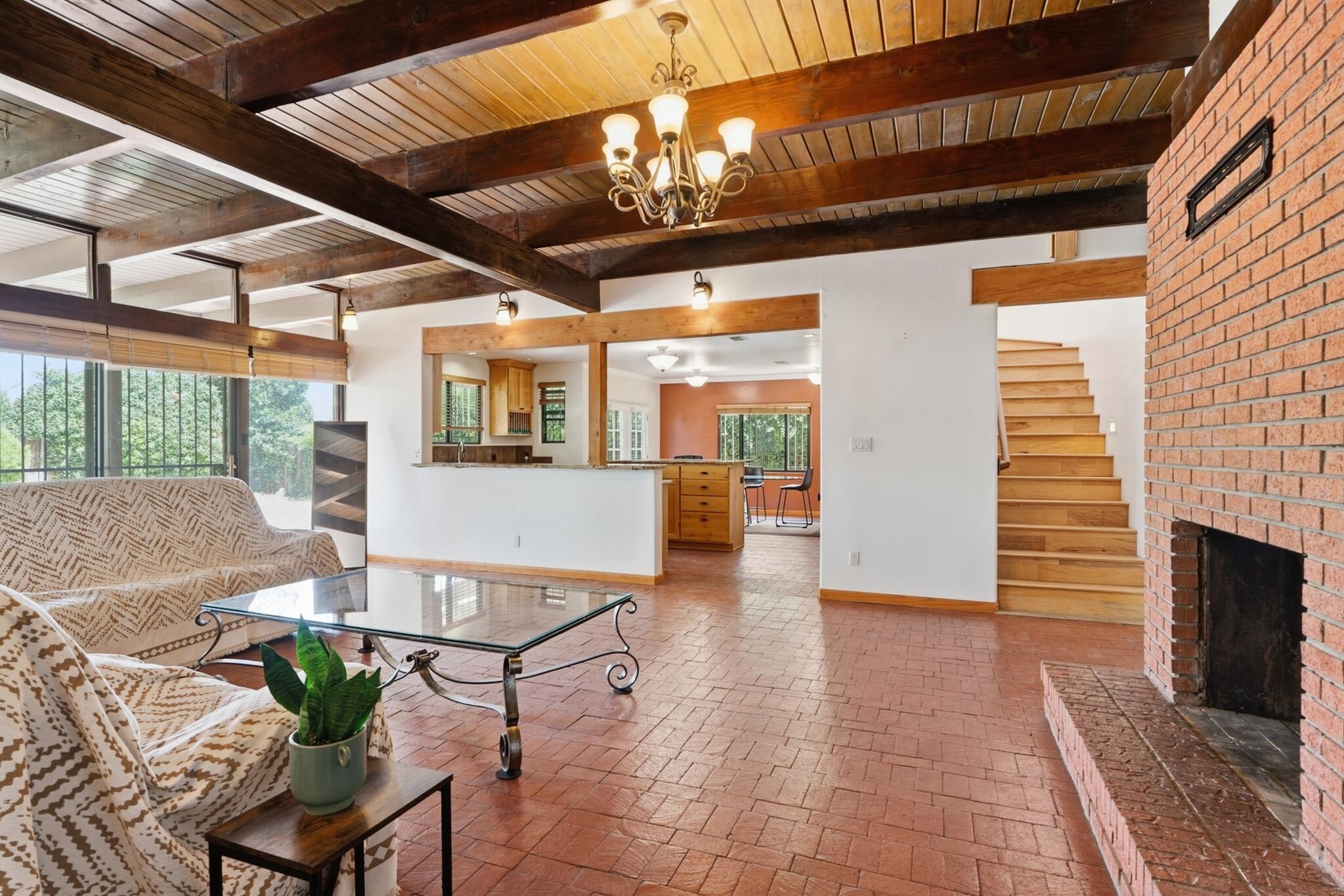 1405 Sigma Chi Road NE