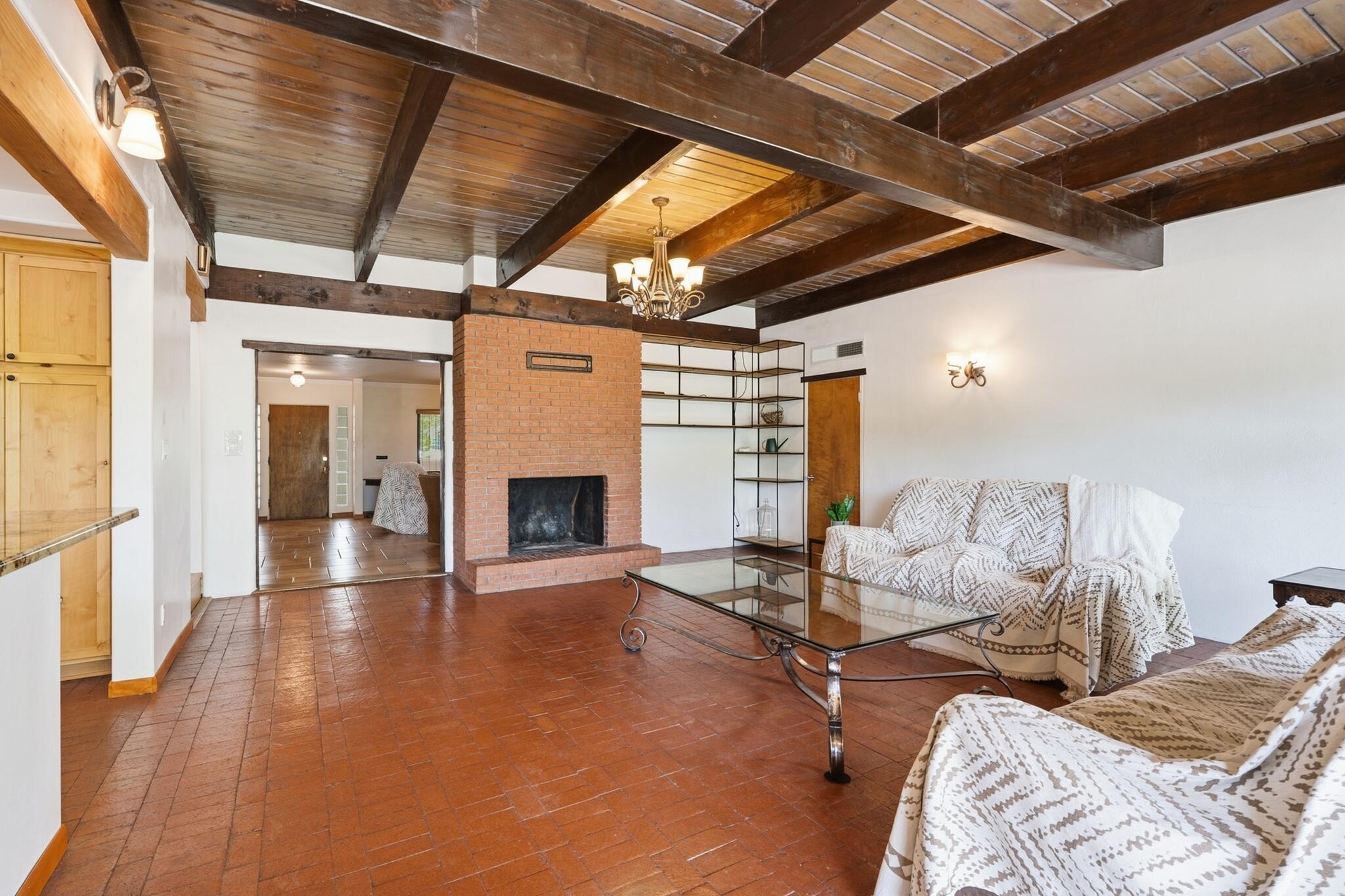 1405 Sigma Chi Road NE