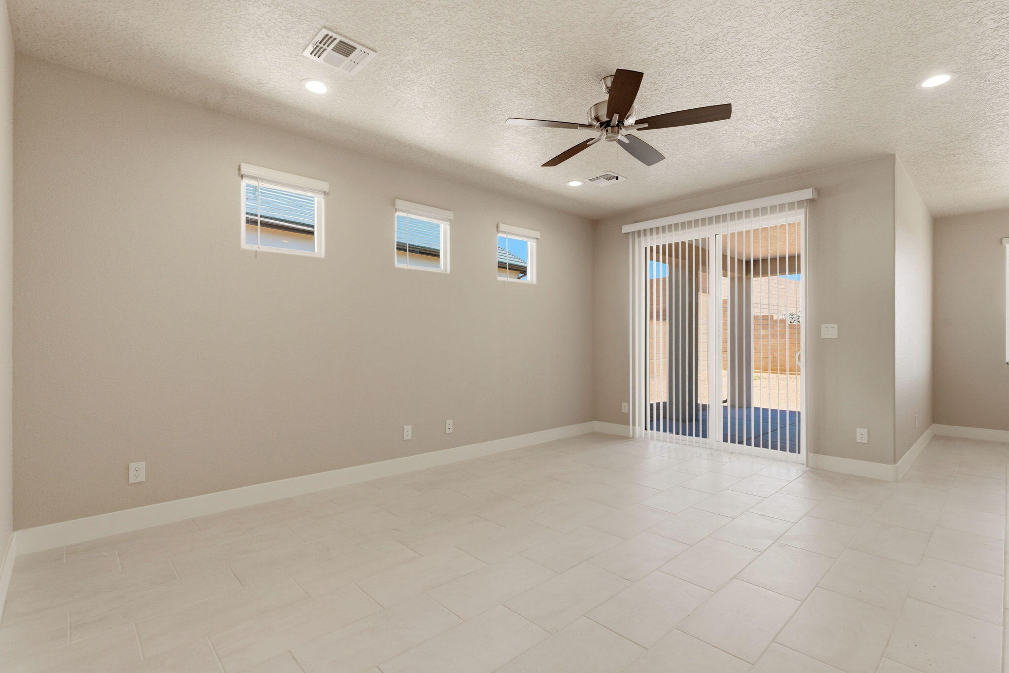4305 Mountain Trail Loop NE