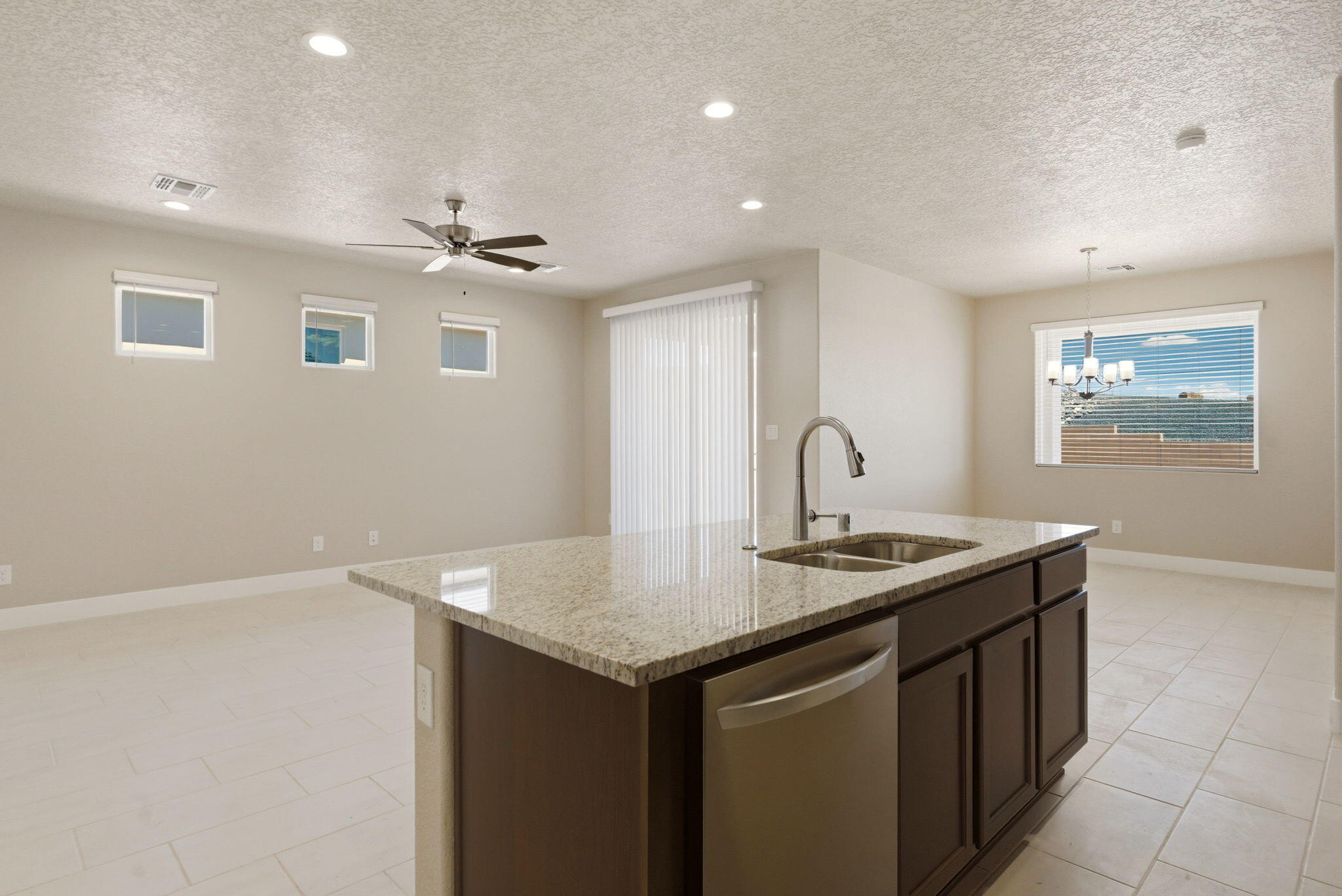 4305 Mountain Trail Loop NE