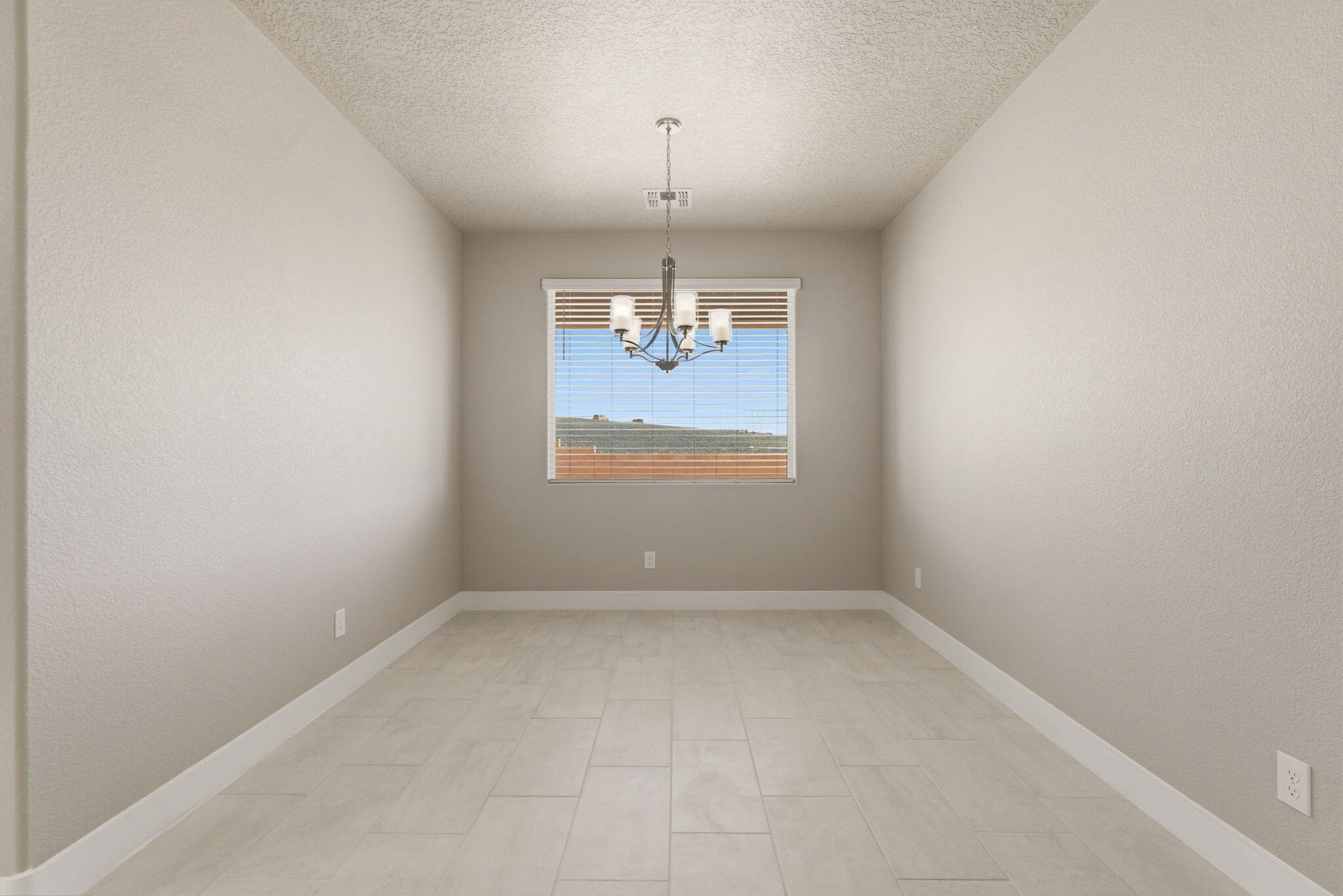 4305 Mountain Trail Loop NE