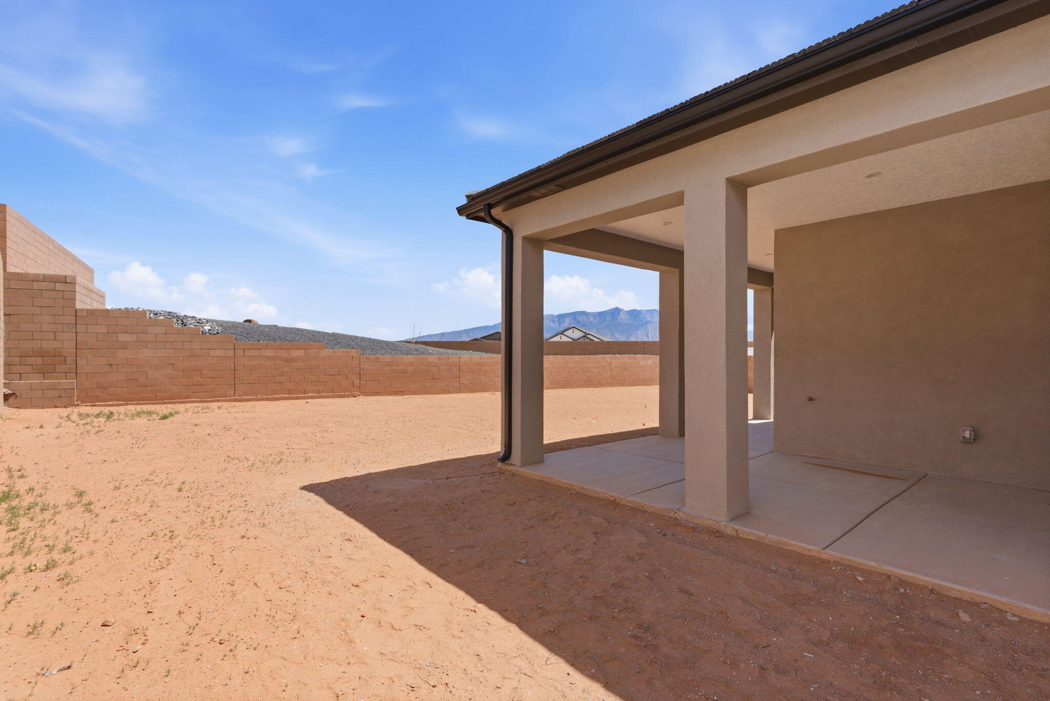 4305 Mountain Trail Loop NE