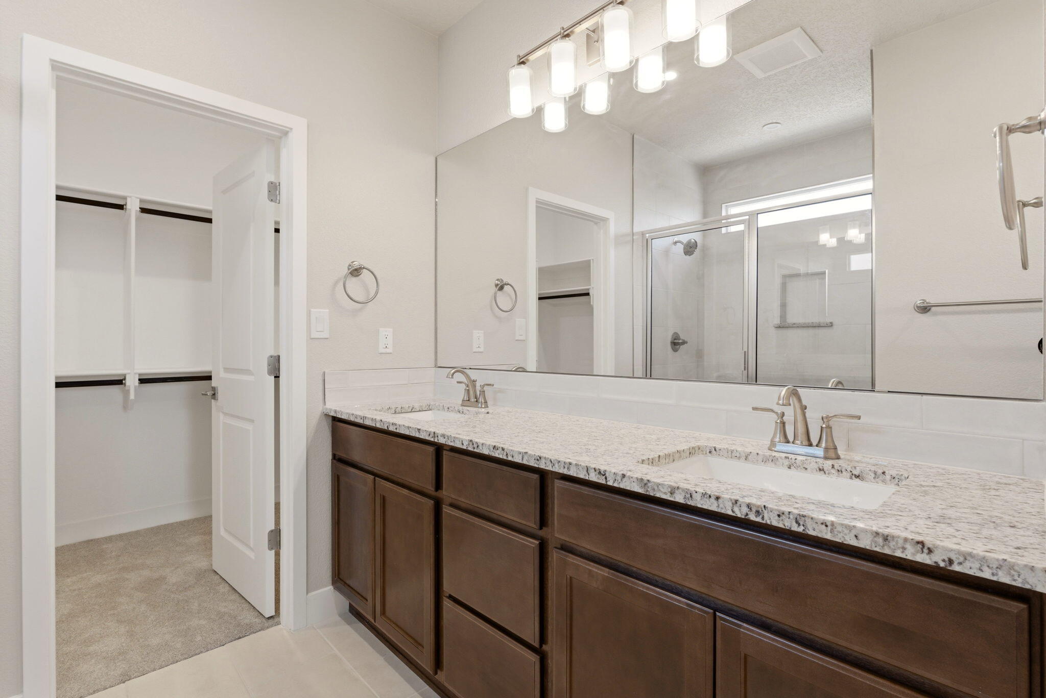 4305 Mountain Trail Loop NE