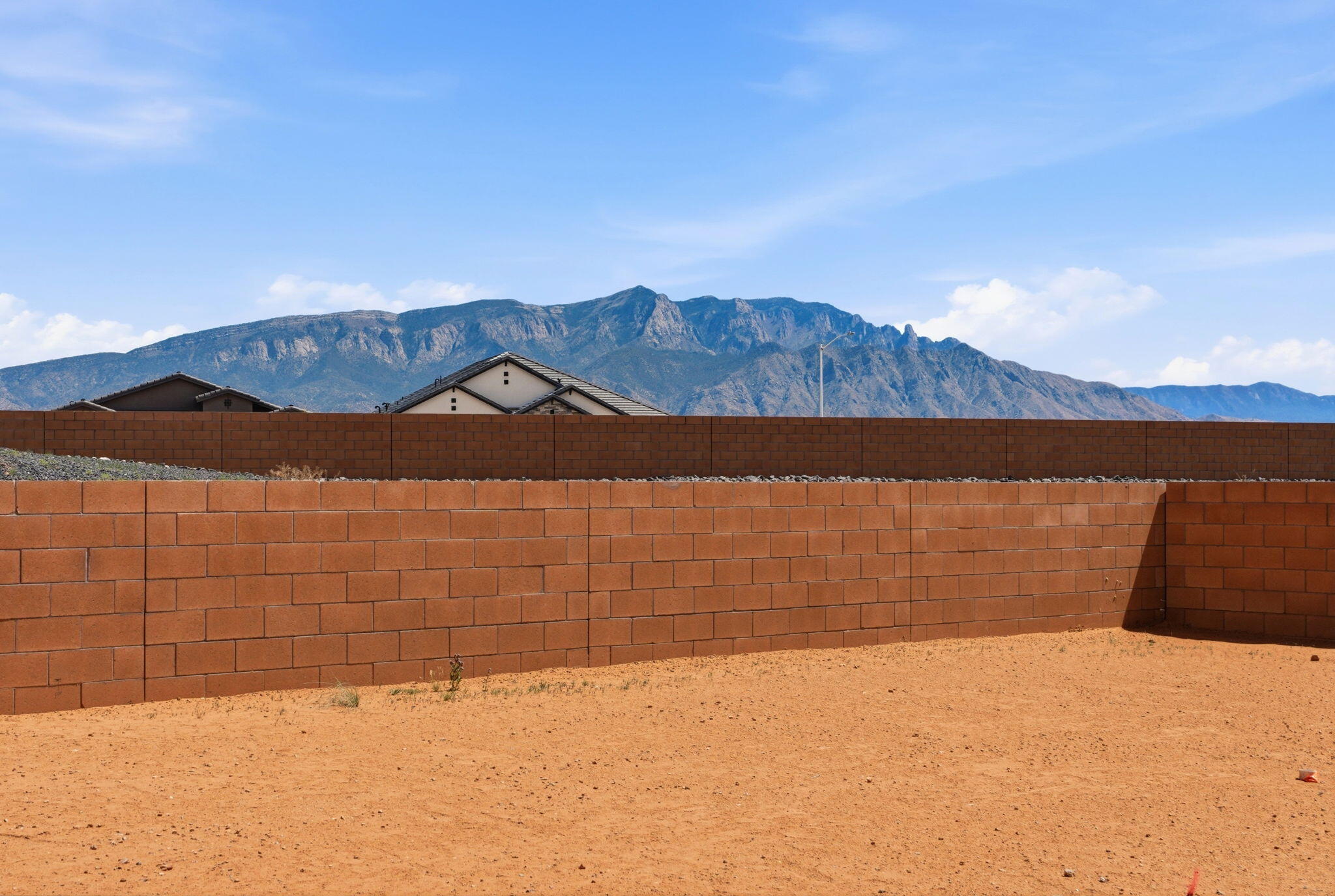 4305 Mountain Trail Loop NE