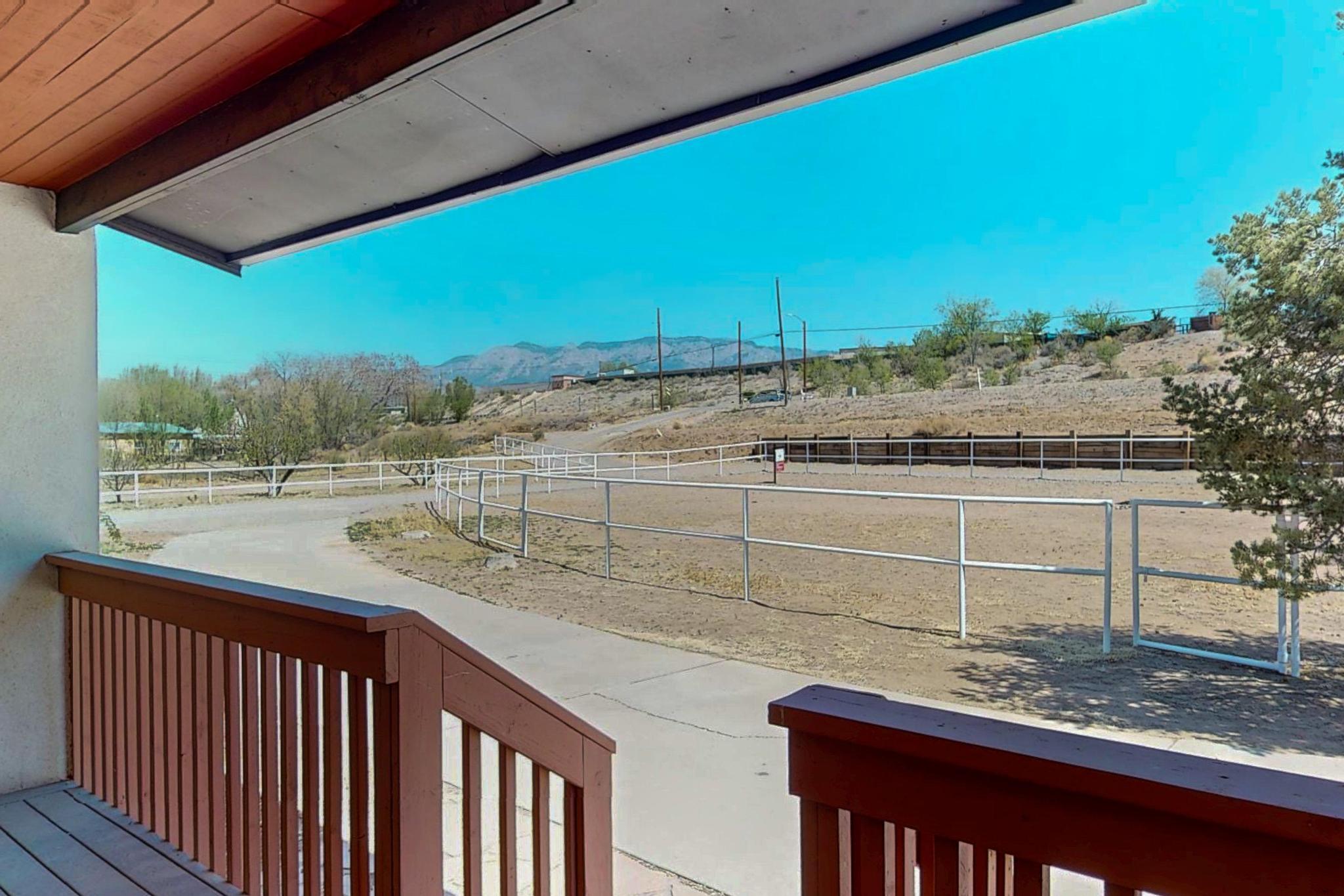 9207 Edith Boulevard NE