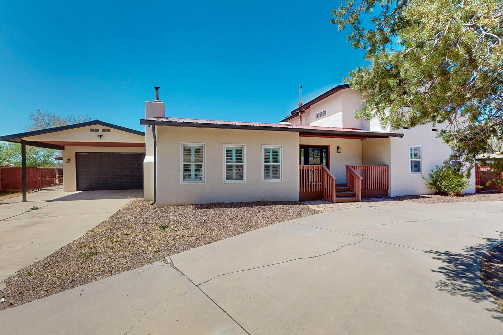 9207 Edith Boulevard NE