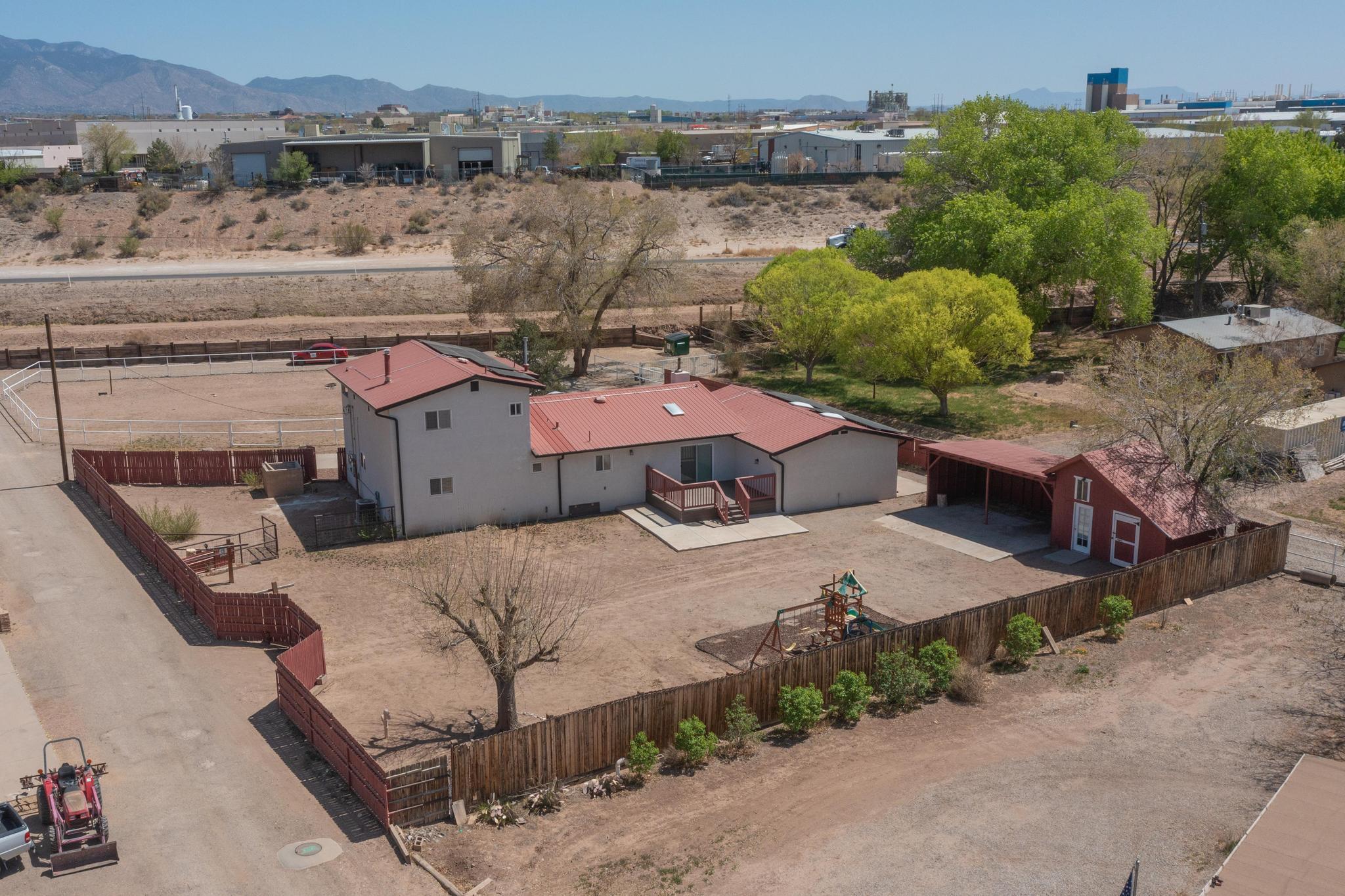 9207 Edith Boulevard NE