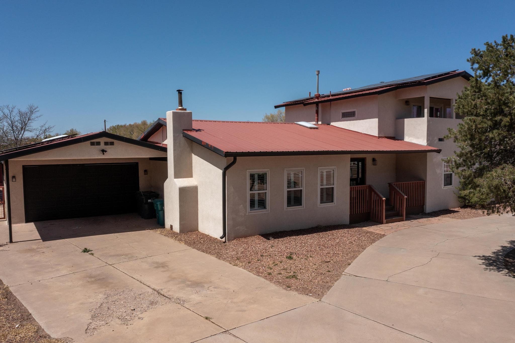 9207 Edith Boulevard NE