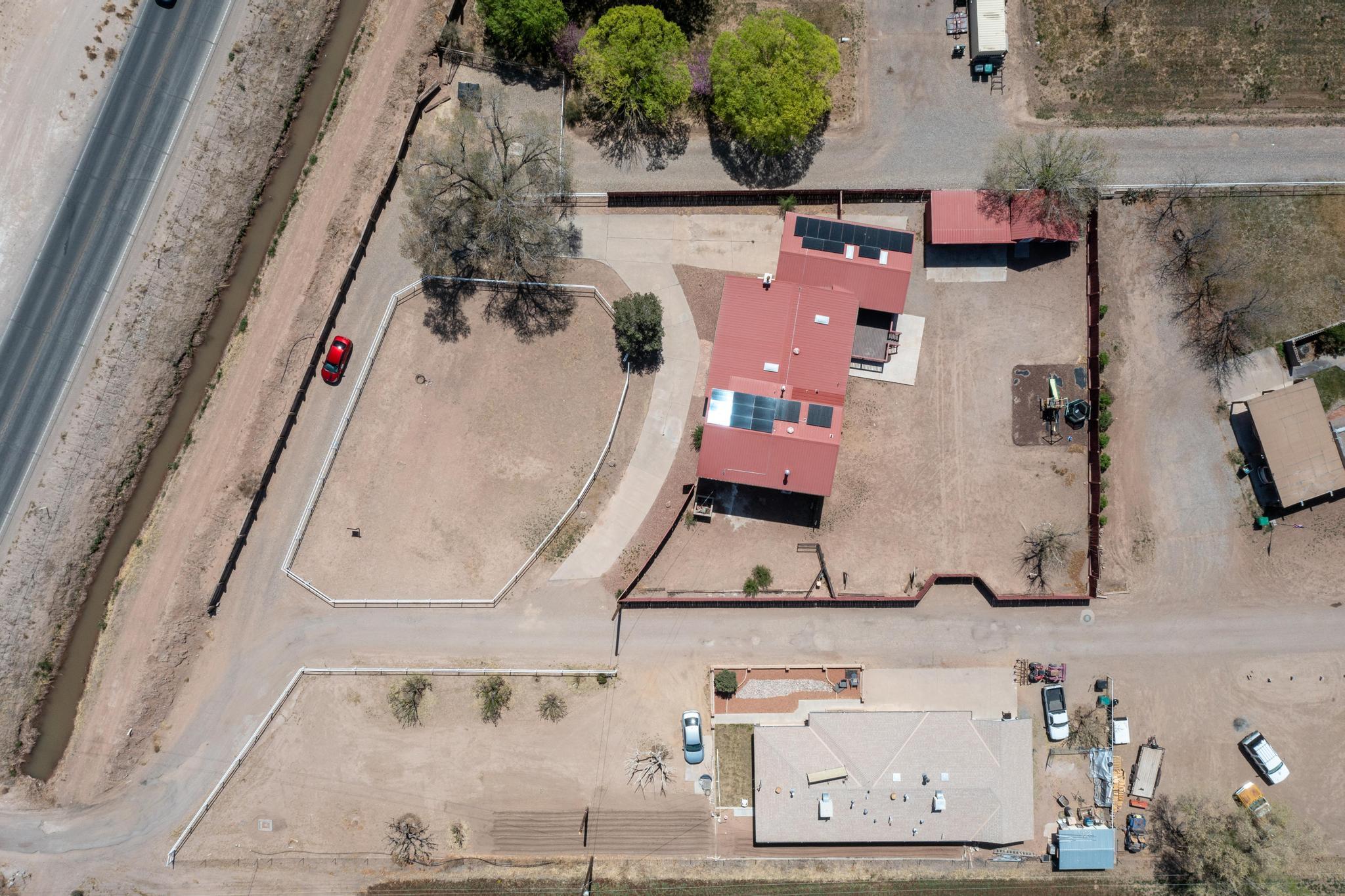 9207 Edith Boulevard NE