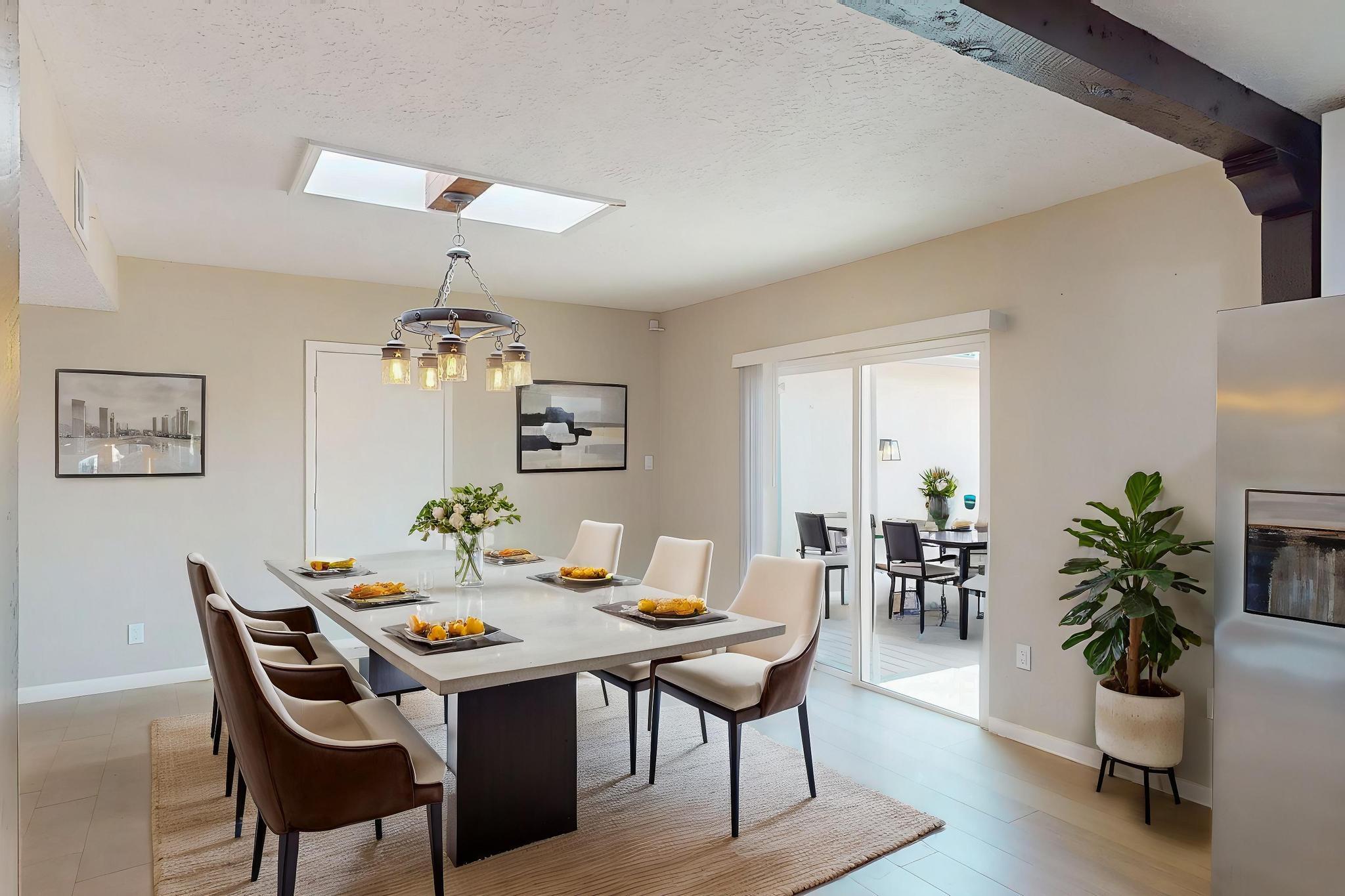 9207 Edith Boulevard NE