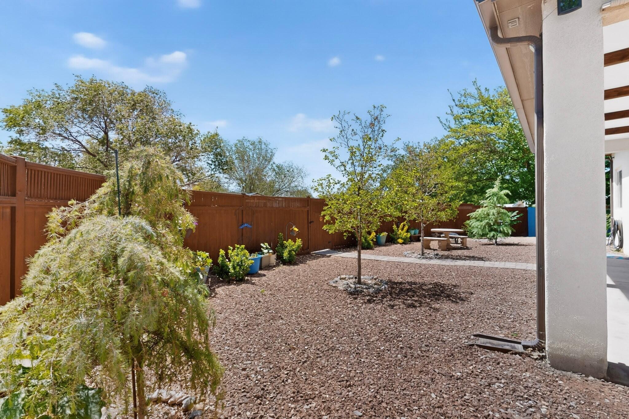 2708 Darlene Place SW